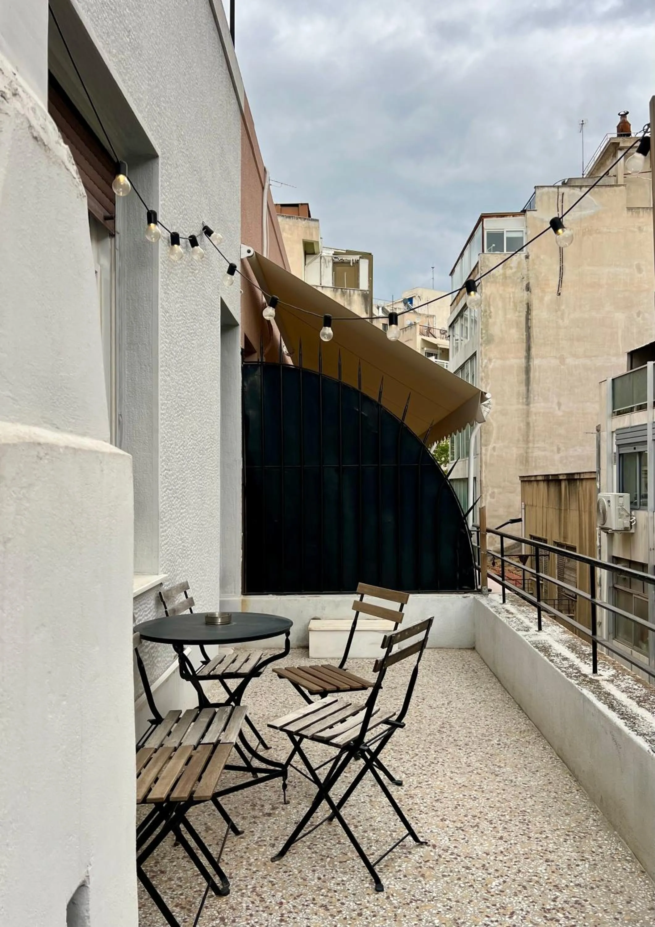 Mosaikon Guesthouses #Miltiadou Str