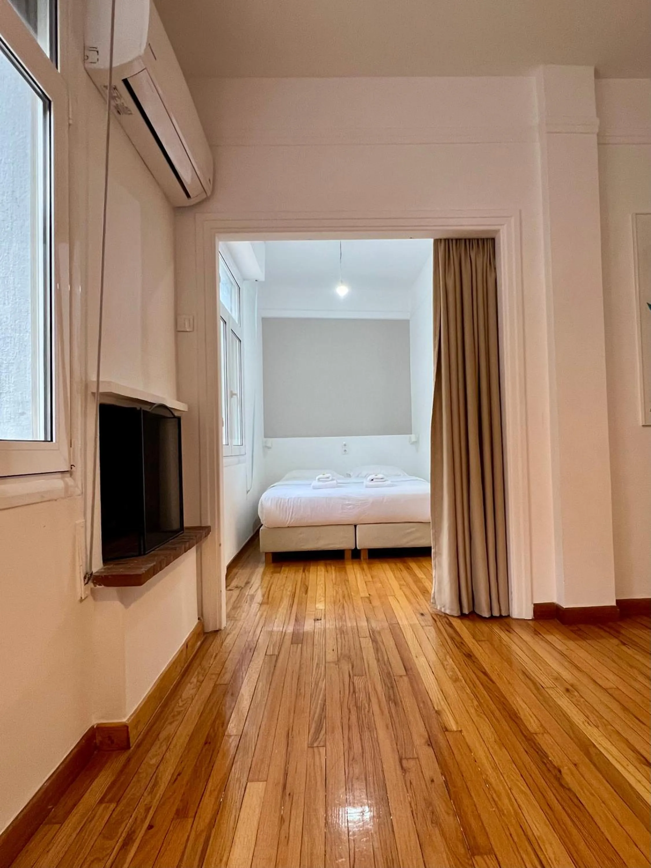 Bed in Mosaikon Guesthouses #Miltiadou Str