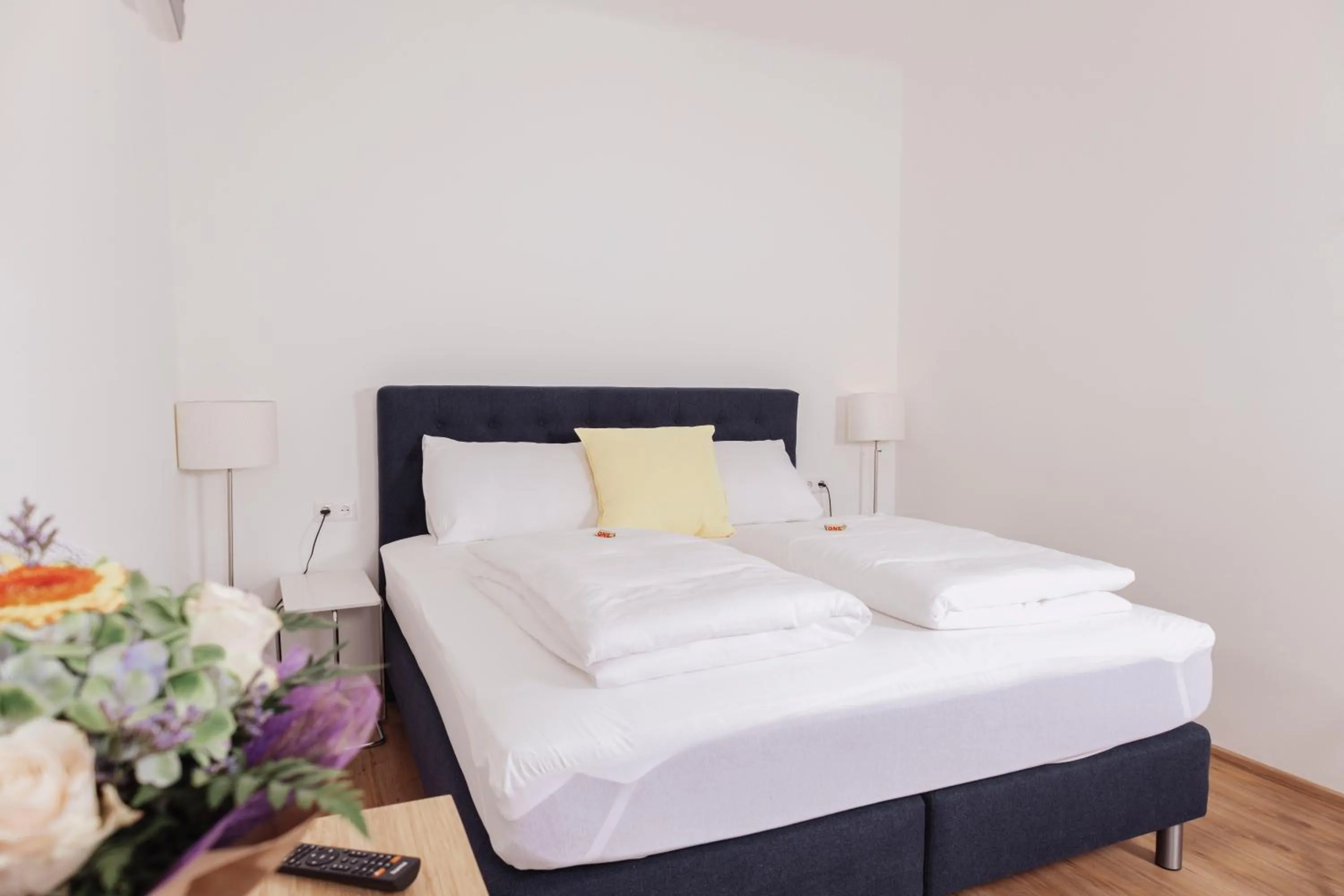 Bed in Cityhotel am Domplatz Self-CheckIn