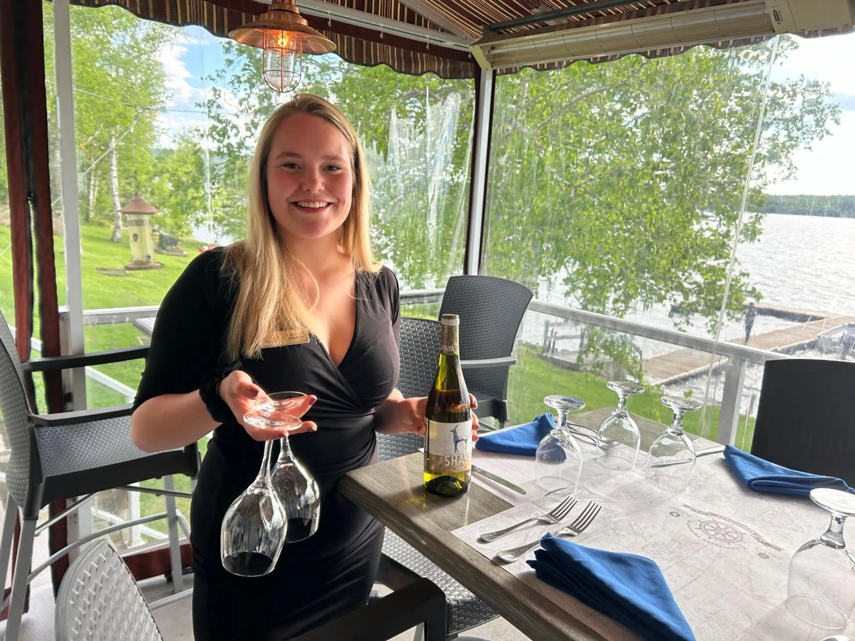 Restaurant/places to eat in Auberge et Chalets sur le Lac