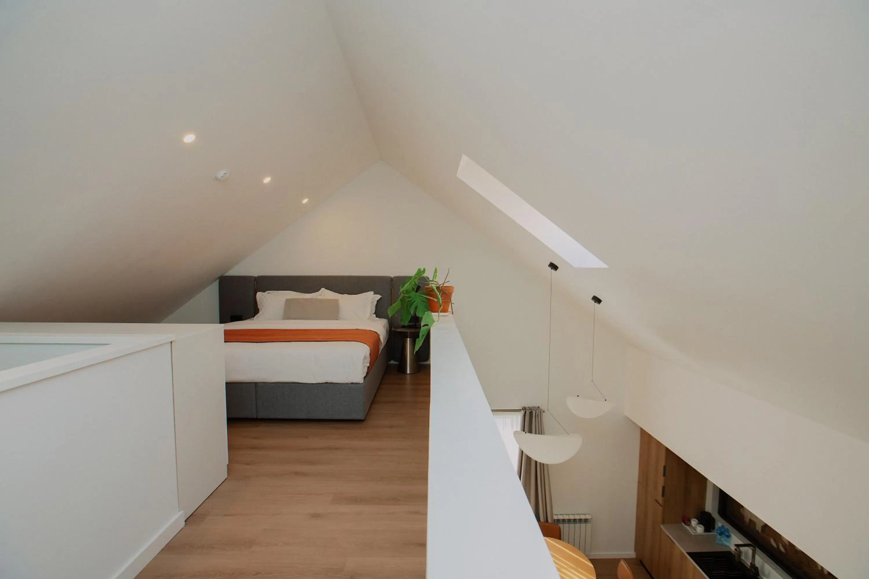 Toilet, Bed in Artifact Apart Hotel