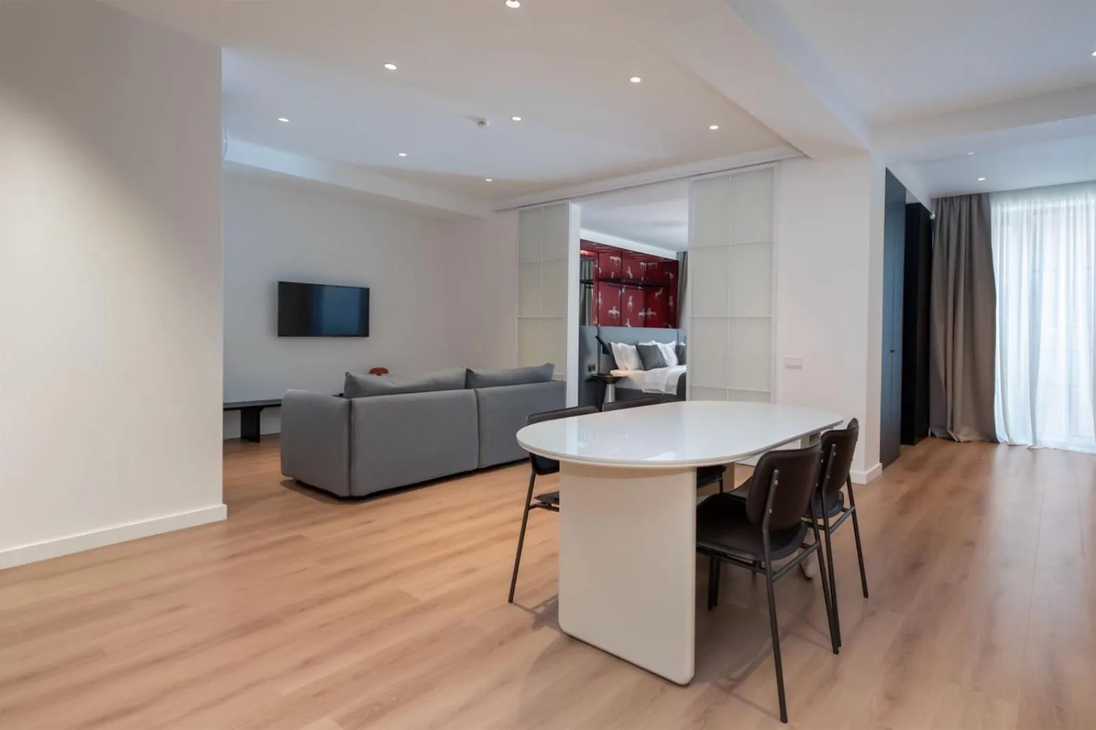 Communal lounge/ TV room in Artifact Apart Hotel