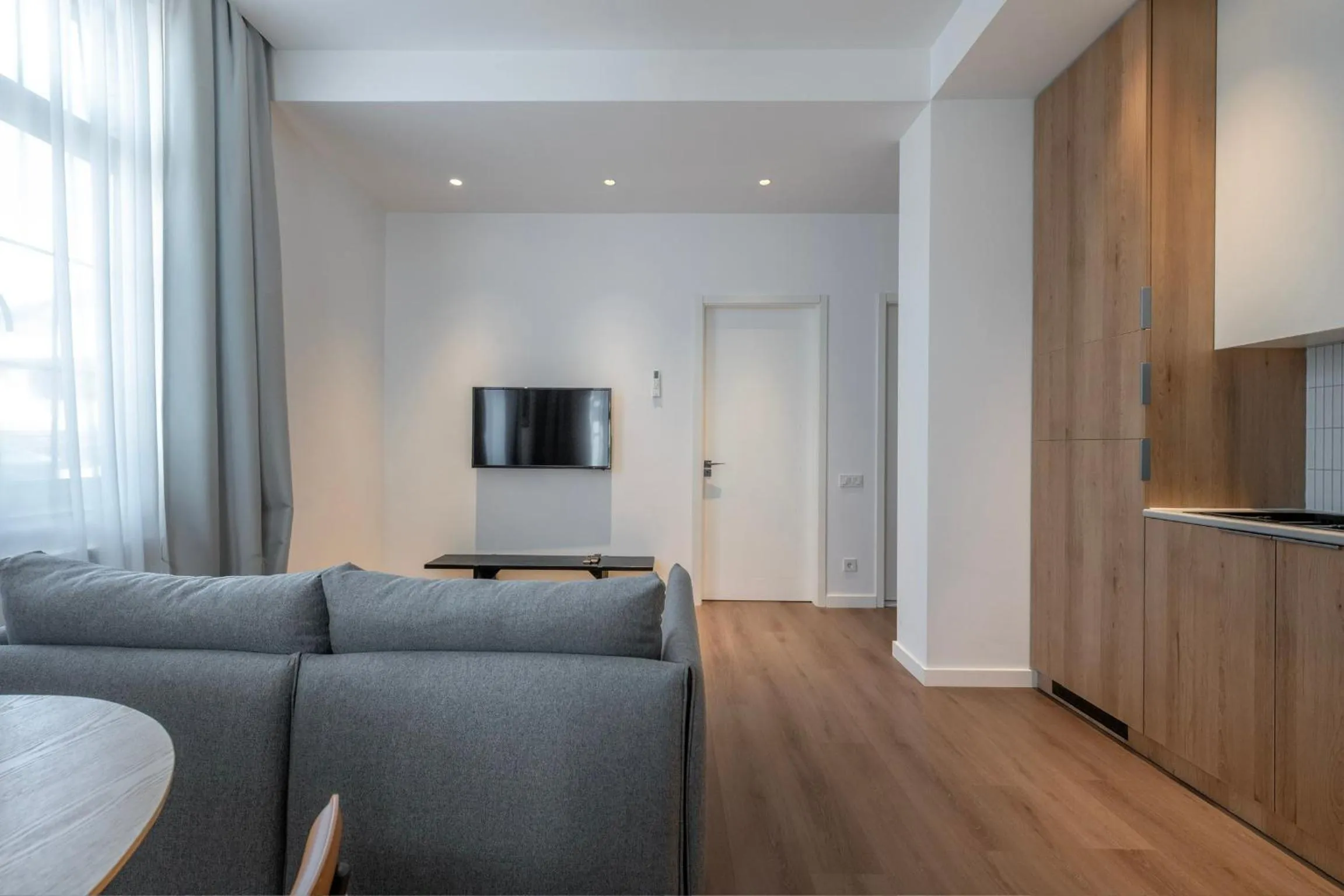 Communal lounge/ TV room in Artifact Apart Hotel