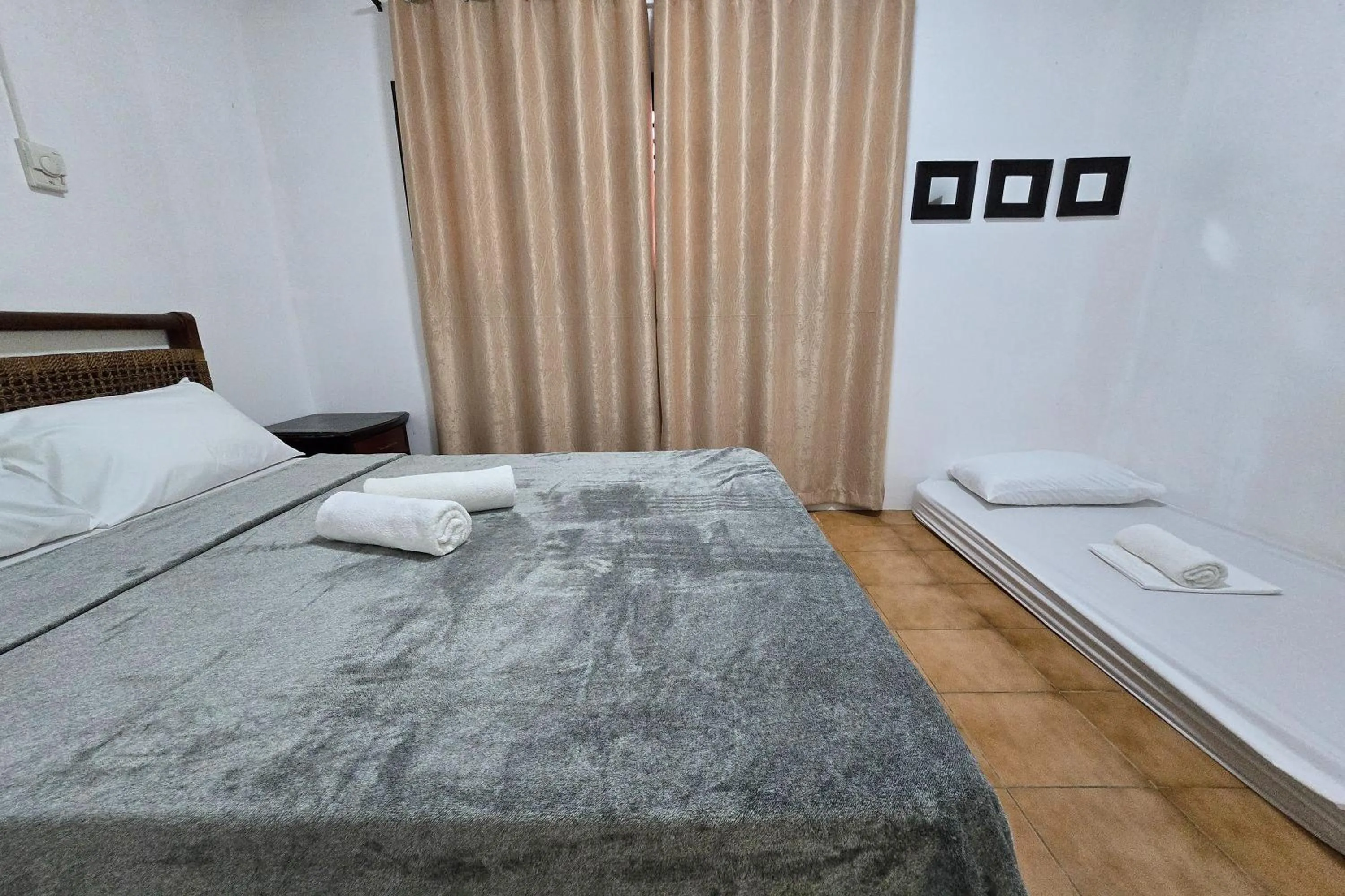 Bedroom, Bed in Grand Villa Laguna