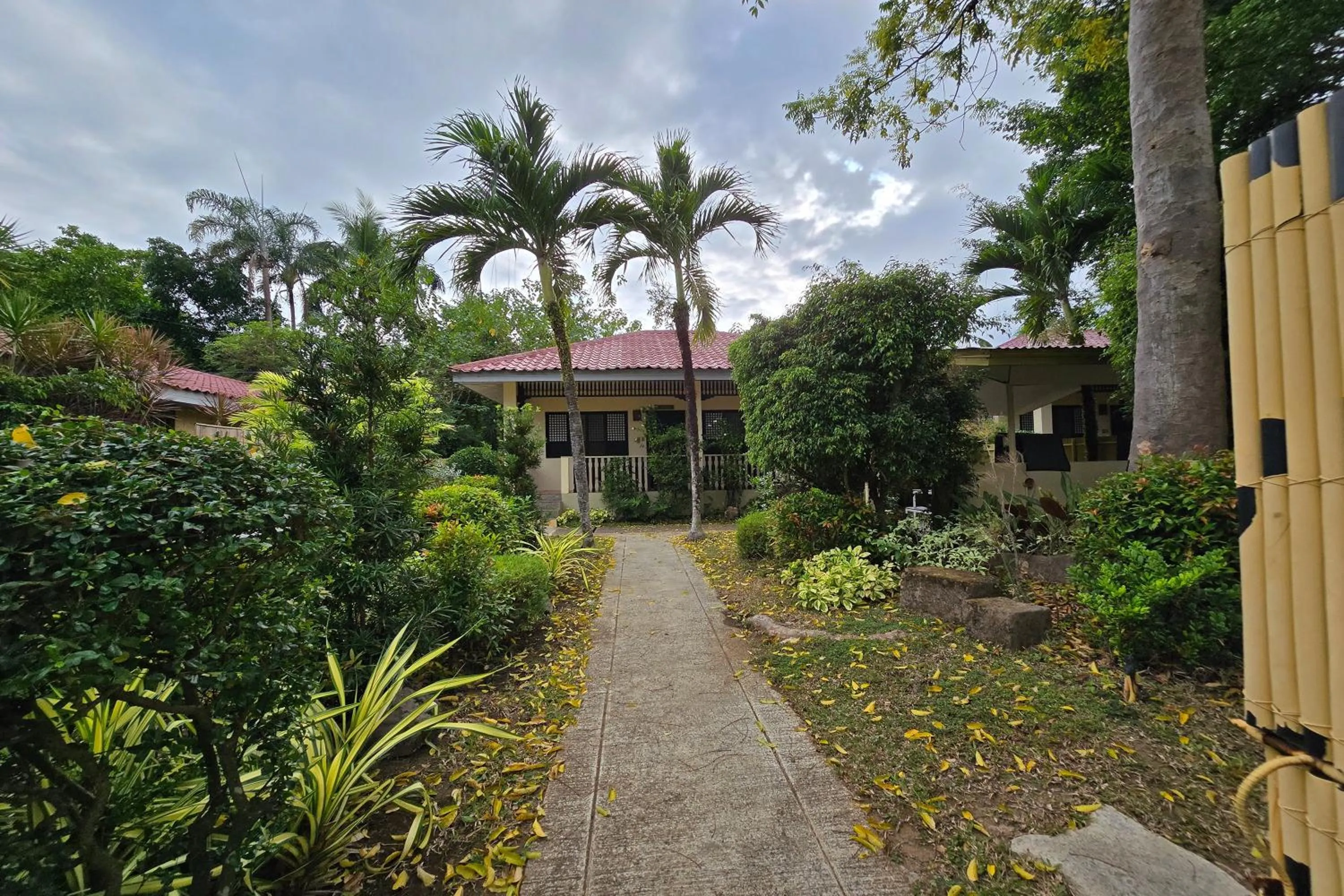 Property building in Grand Villa Laguna