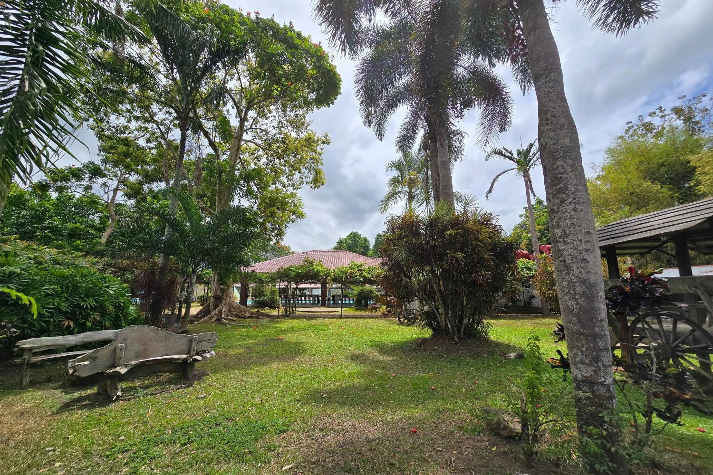 Property building in Grand Villa Laguna