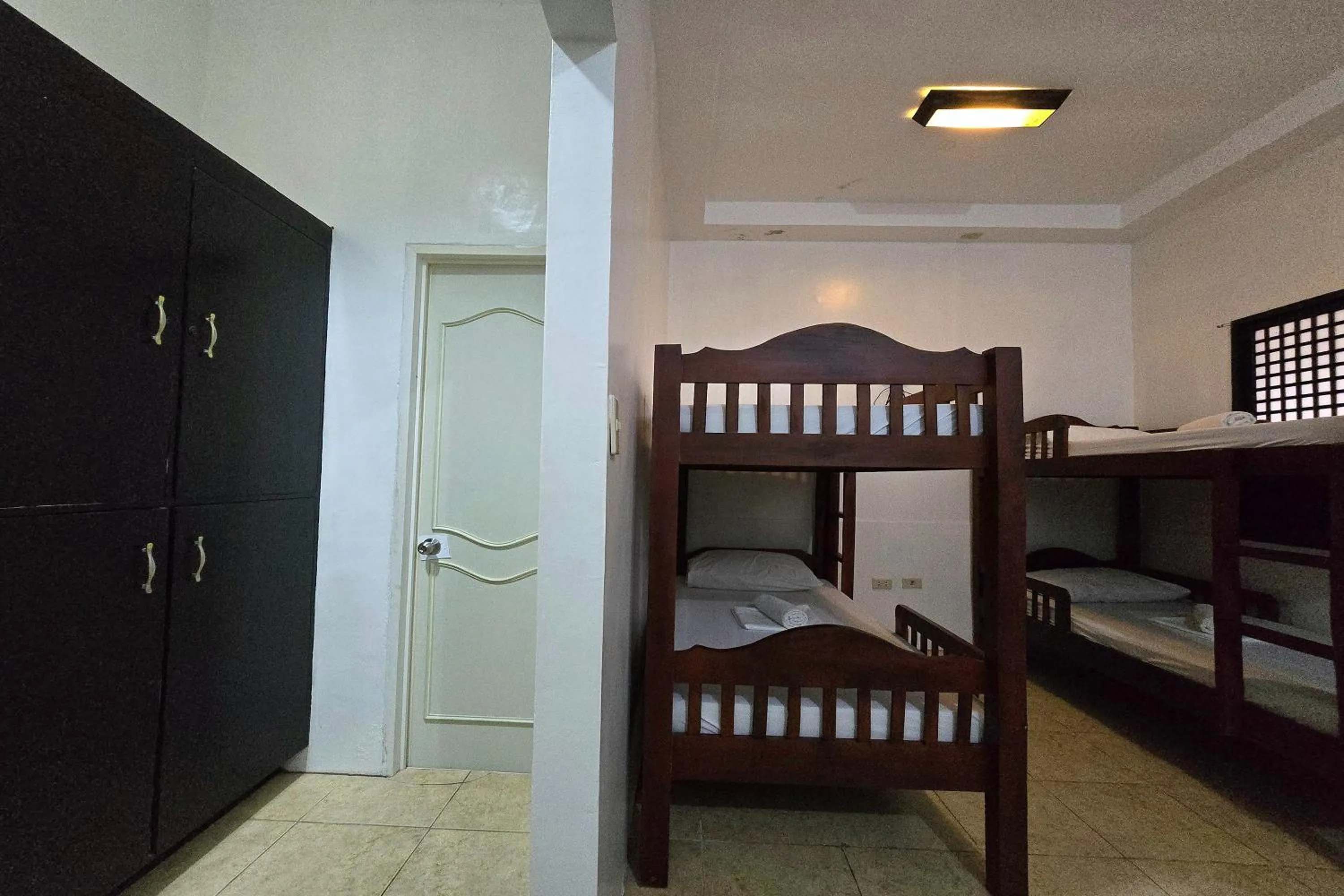 Bedroom, Bed in Grand Villa Laguna