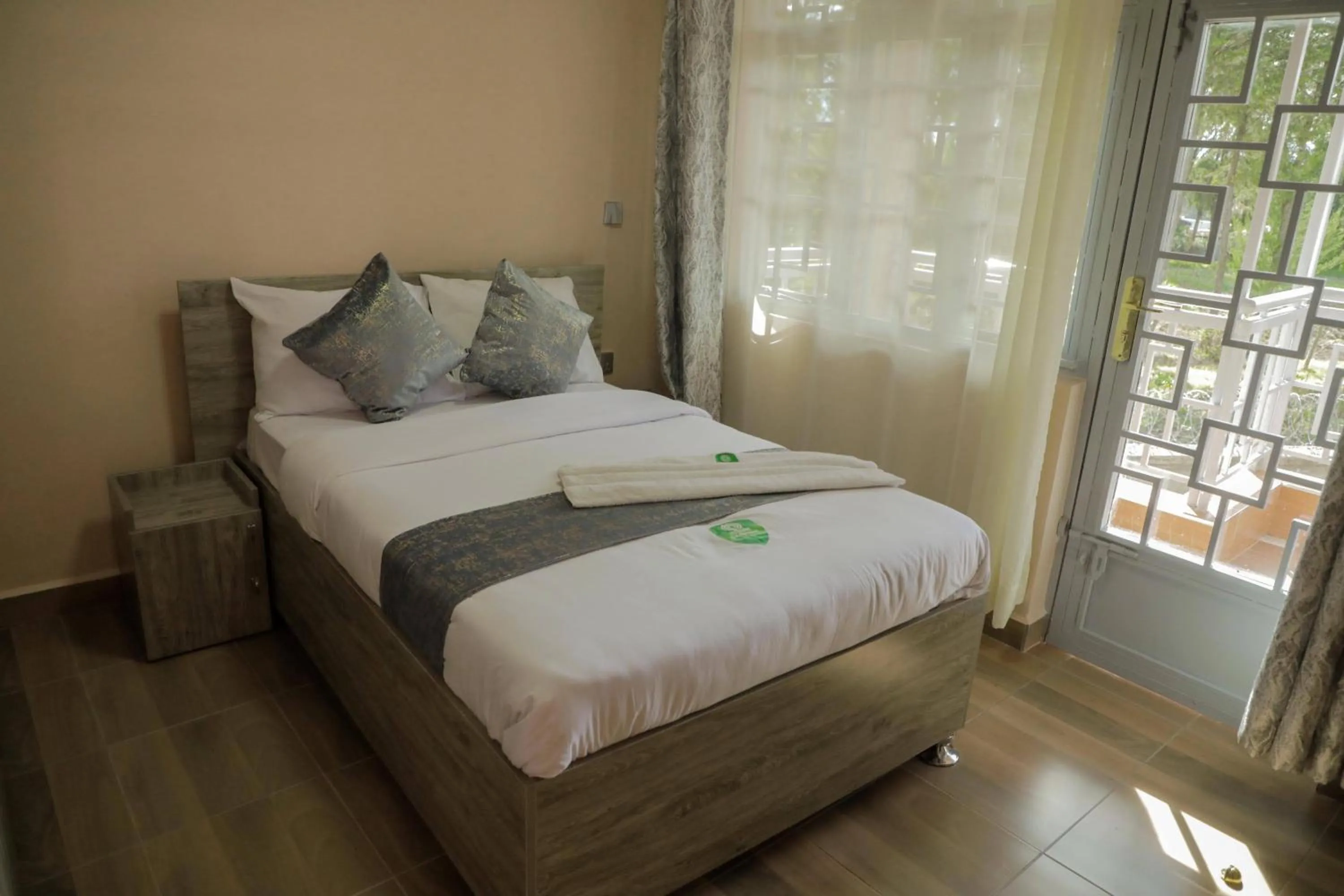 Bed in Meirah Gardens Naivasha