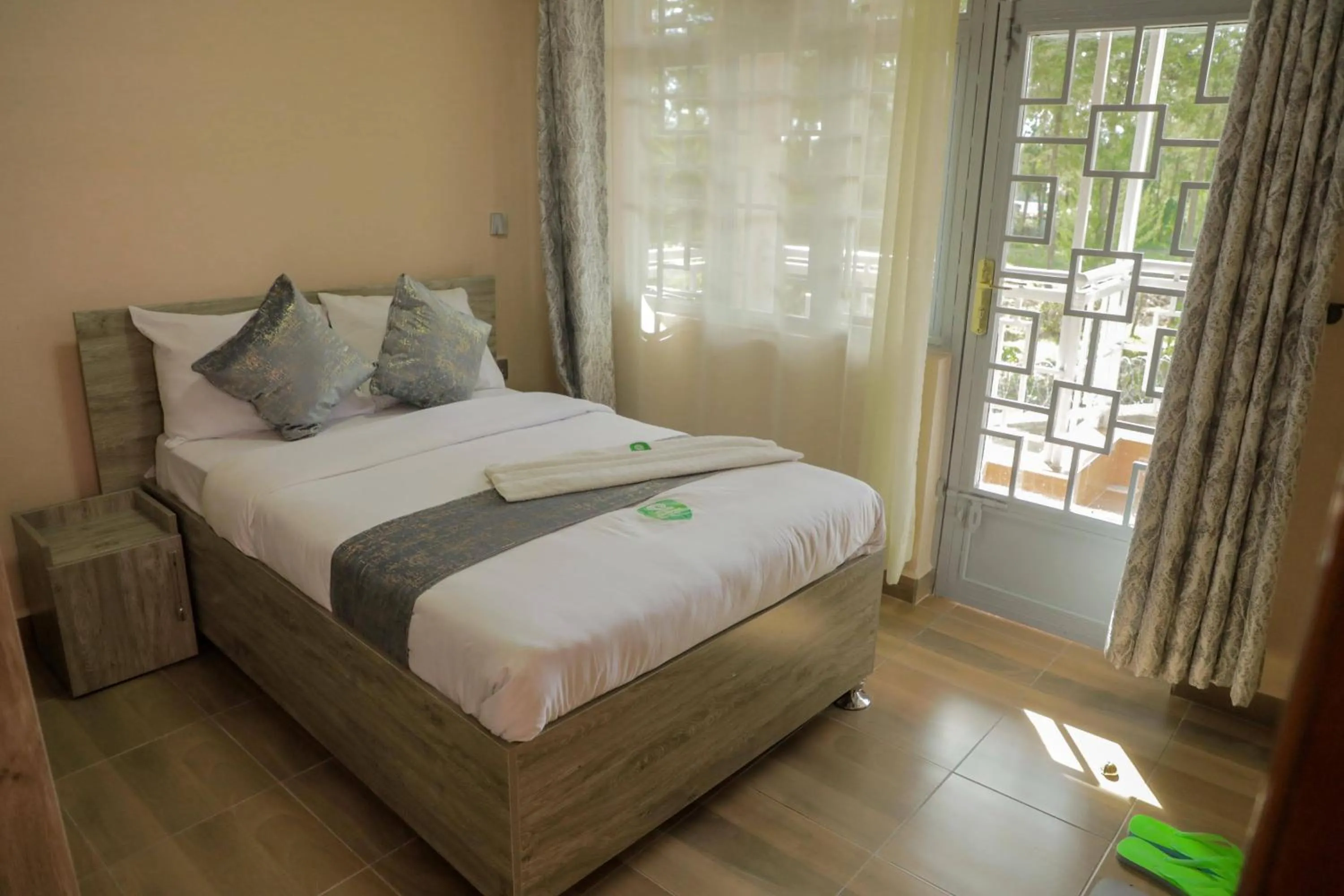 Bed in Meirah Gardens Naivasha