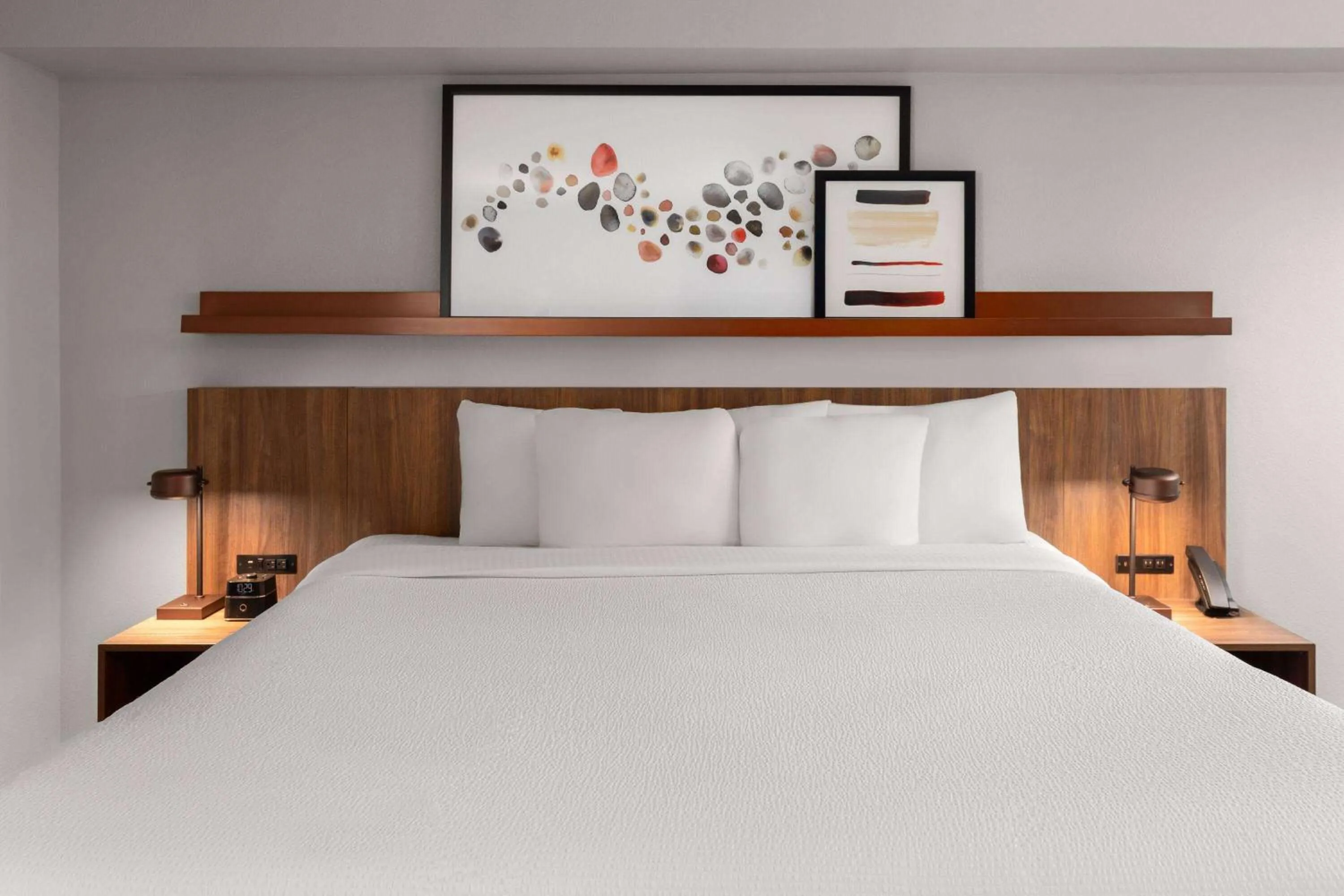 Photo of the whole room, Bed in Hawthorn Extended Stay by Wyndham Knoxville