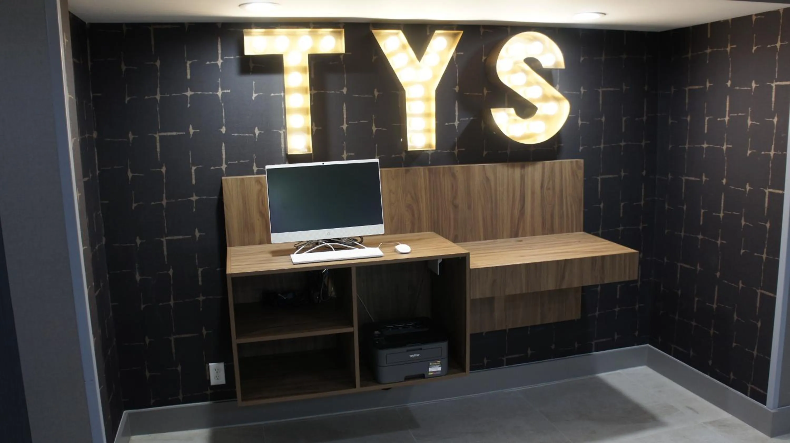 Business facilities in Hawthorn Extended Stay by Wyndham Knoxville