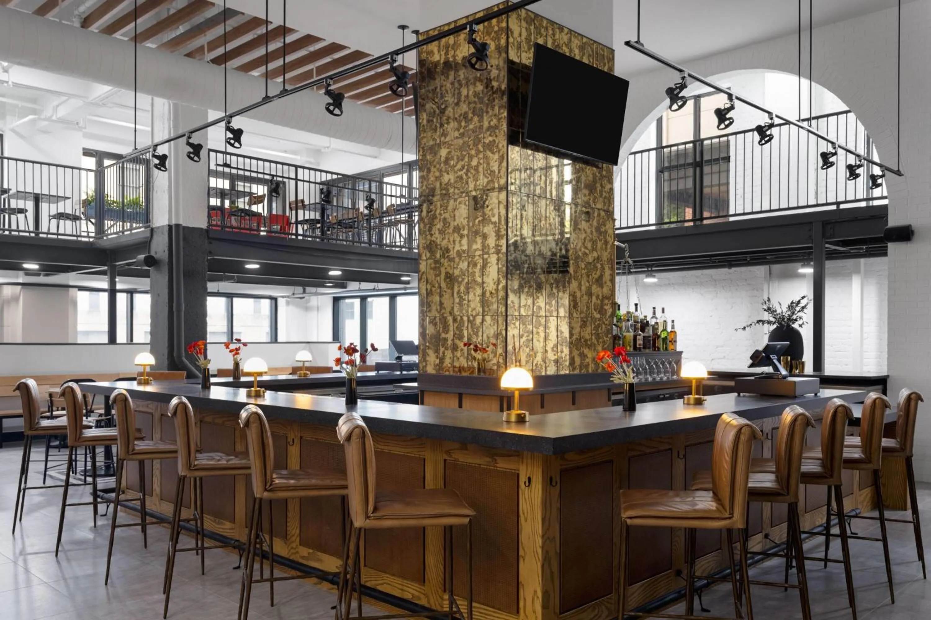 Lounge or bar in Origin Atlanta, a Wyndham Hotel