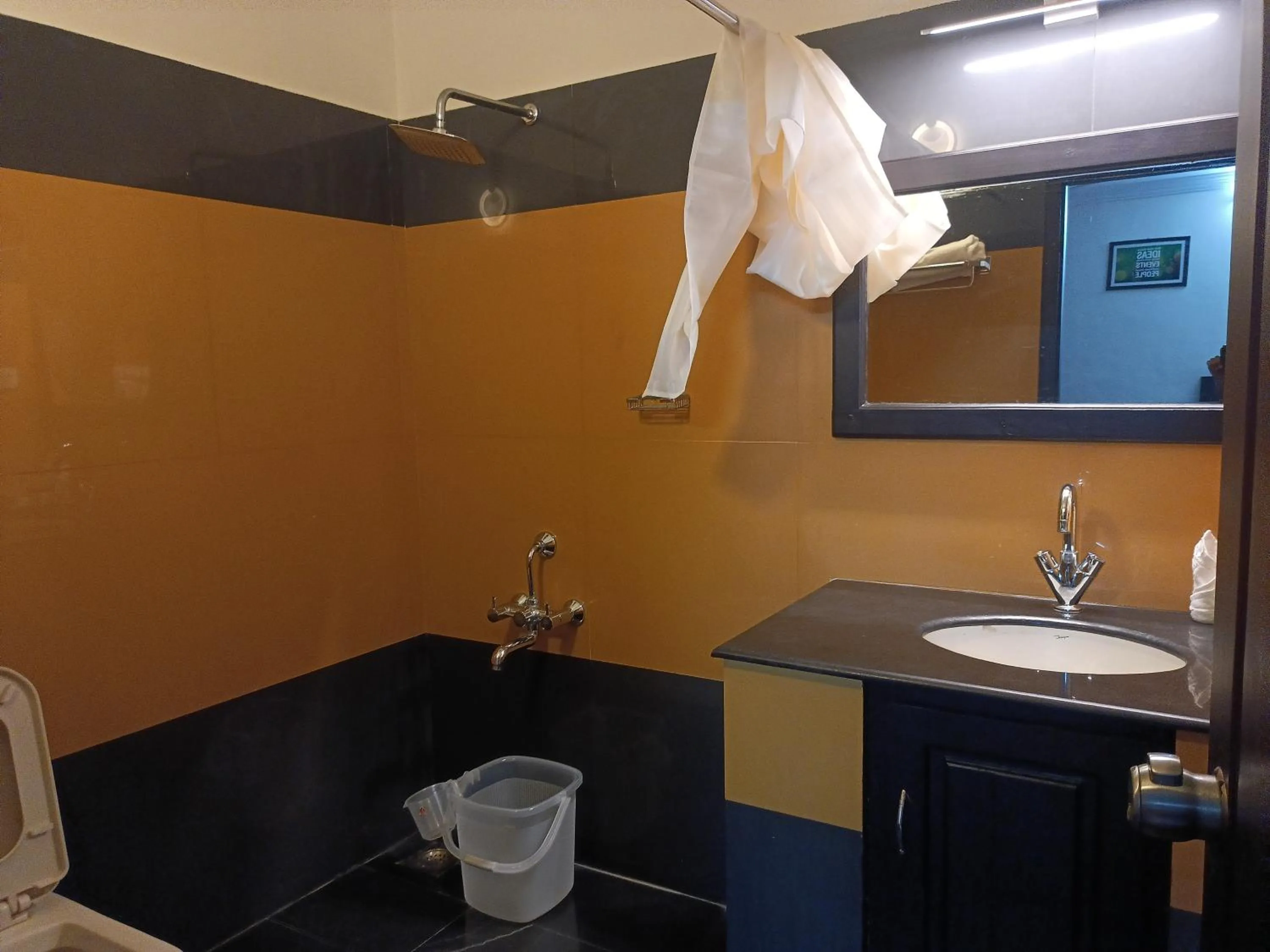Bathroom in Malanadu Tourist Home