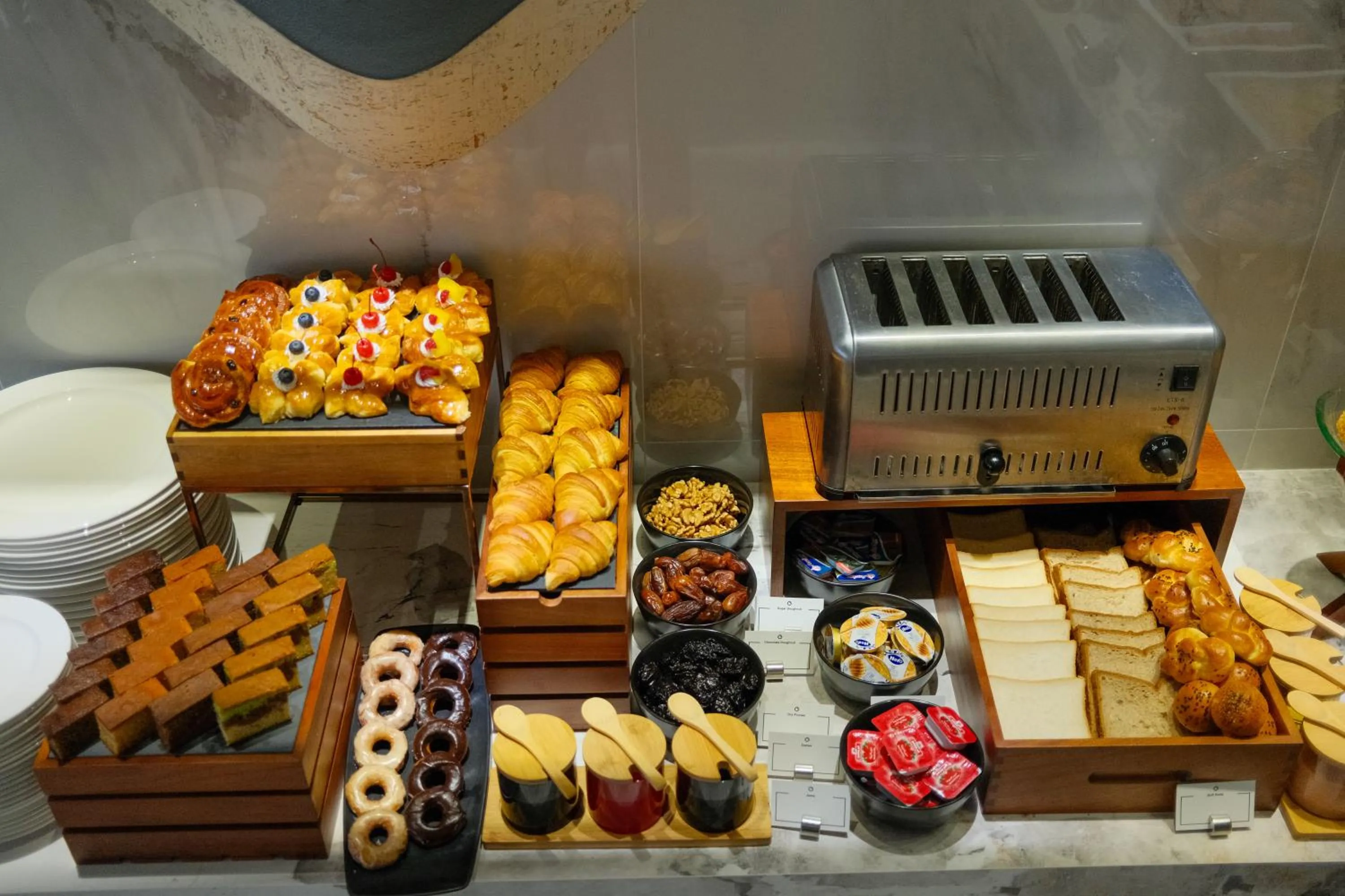 Food and drinks in Hotel Ocean Grand at Hulhumale