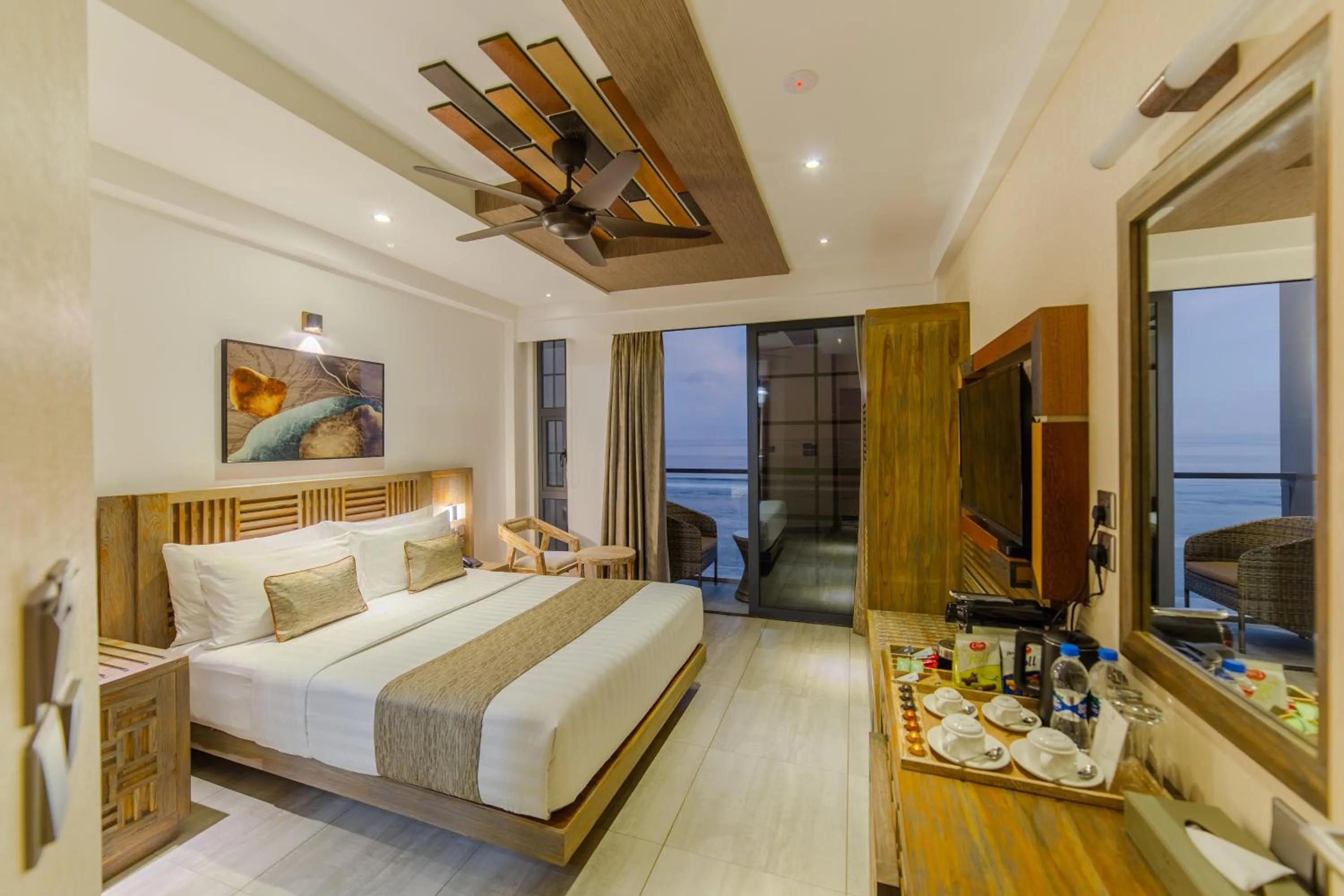 View (from property/room), Bed in Hotel Ocean Grand at Hulhumale