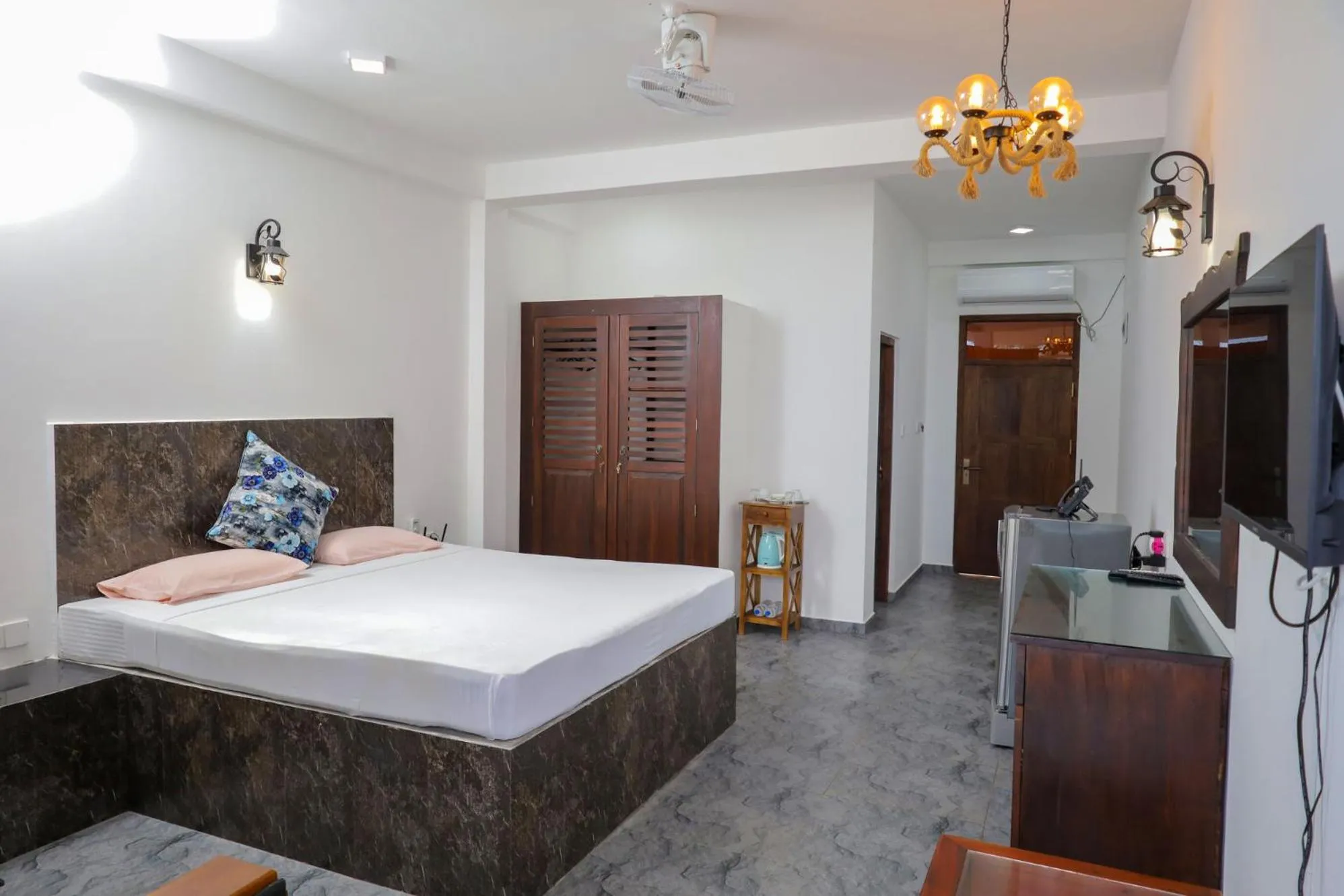 Bed in Solomon Beach Hotel