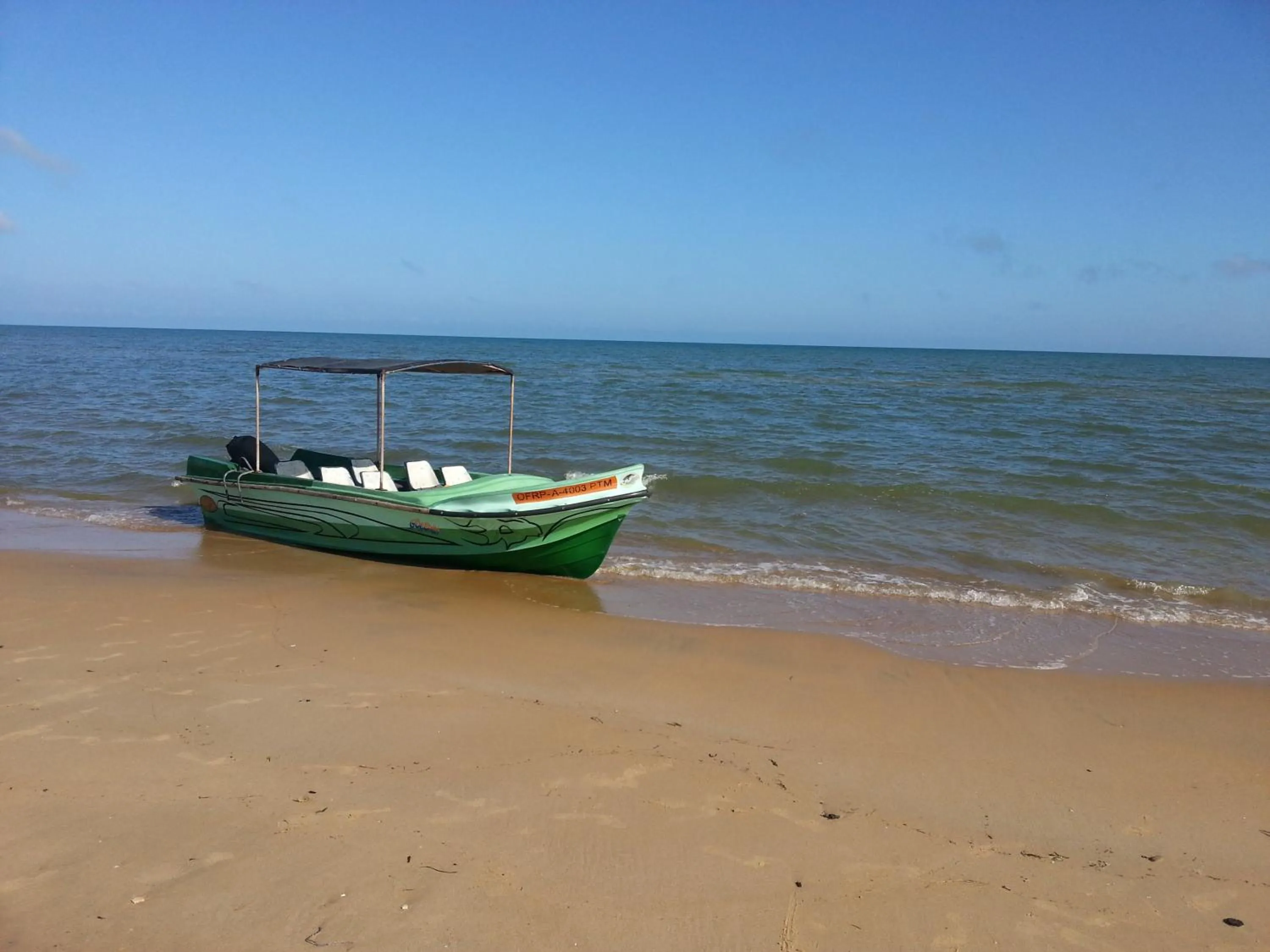 Beach in Solomon Beach Hotel