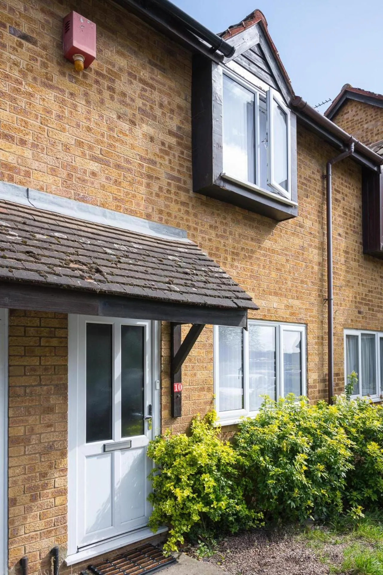 2-Bed House Sleeps 6 Parking