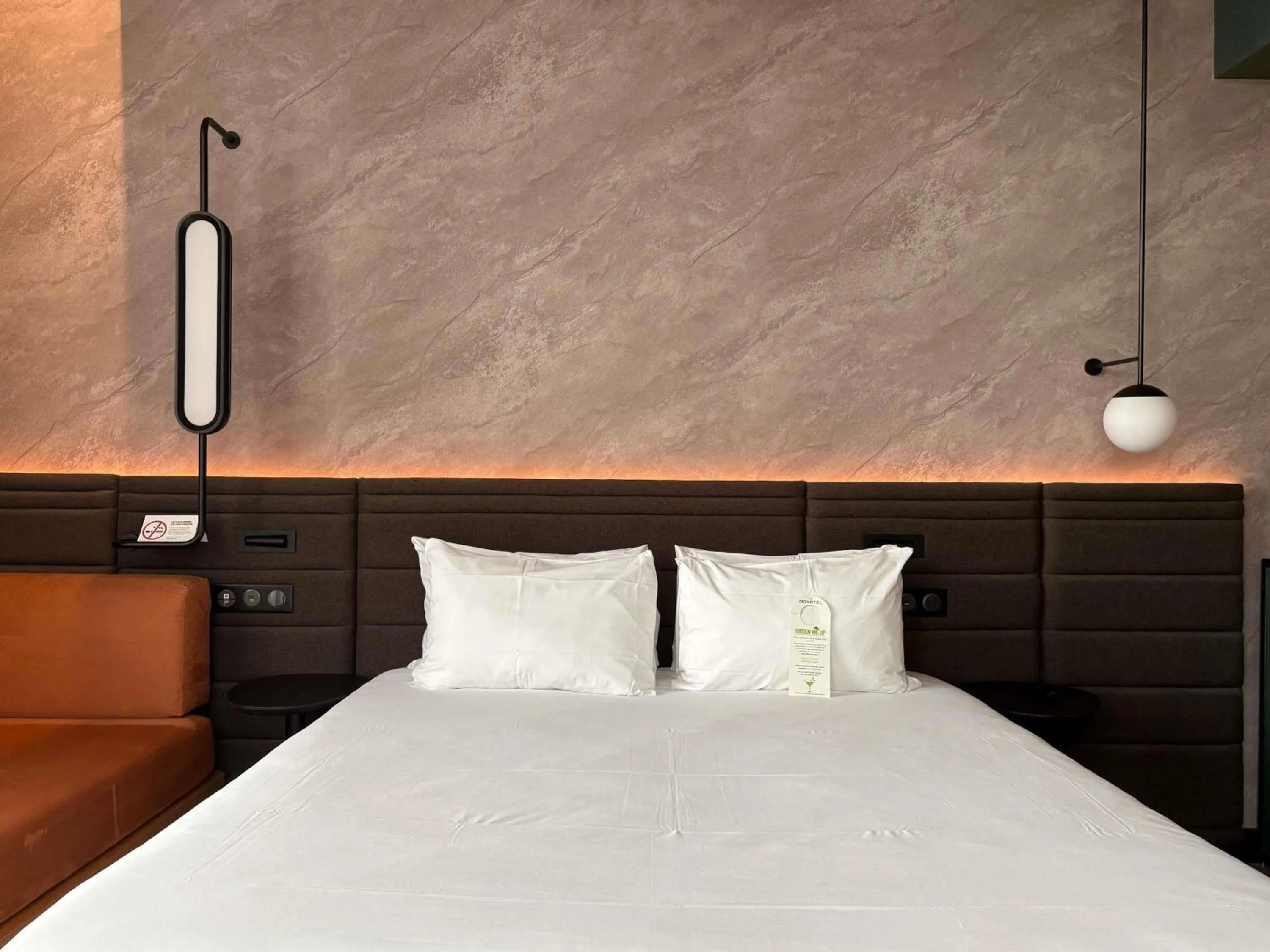 Bedroom, Bed in Novotel Rouen Centre Cathédrale