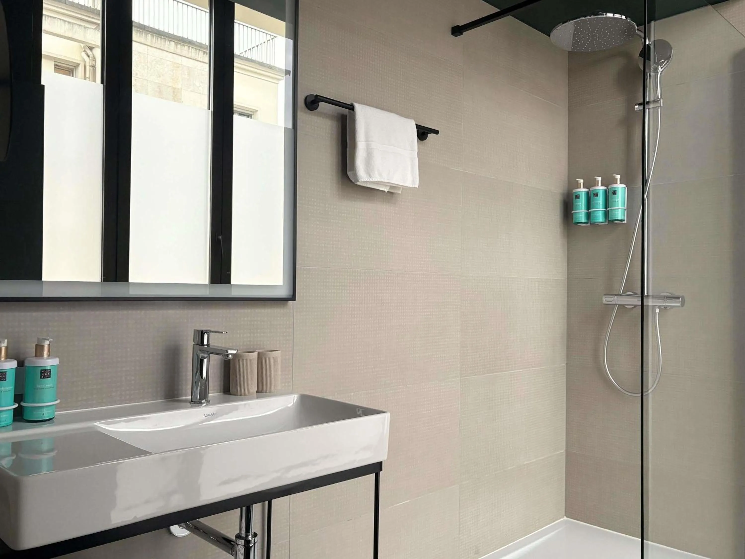 Bedroom in Novotel Rouen Centre Cathédrale