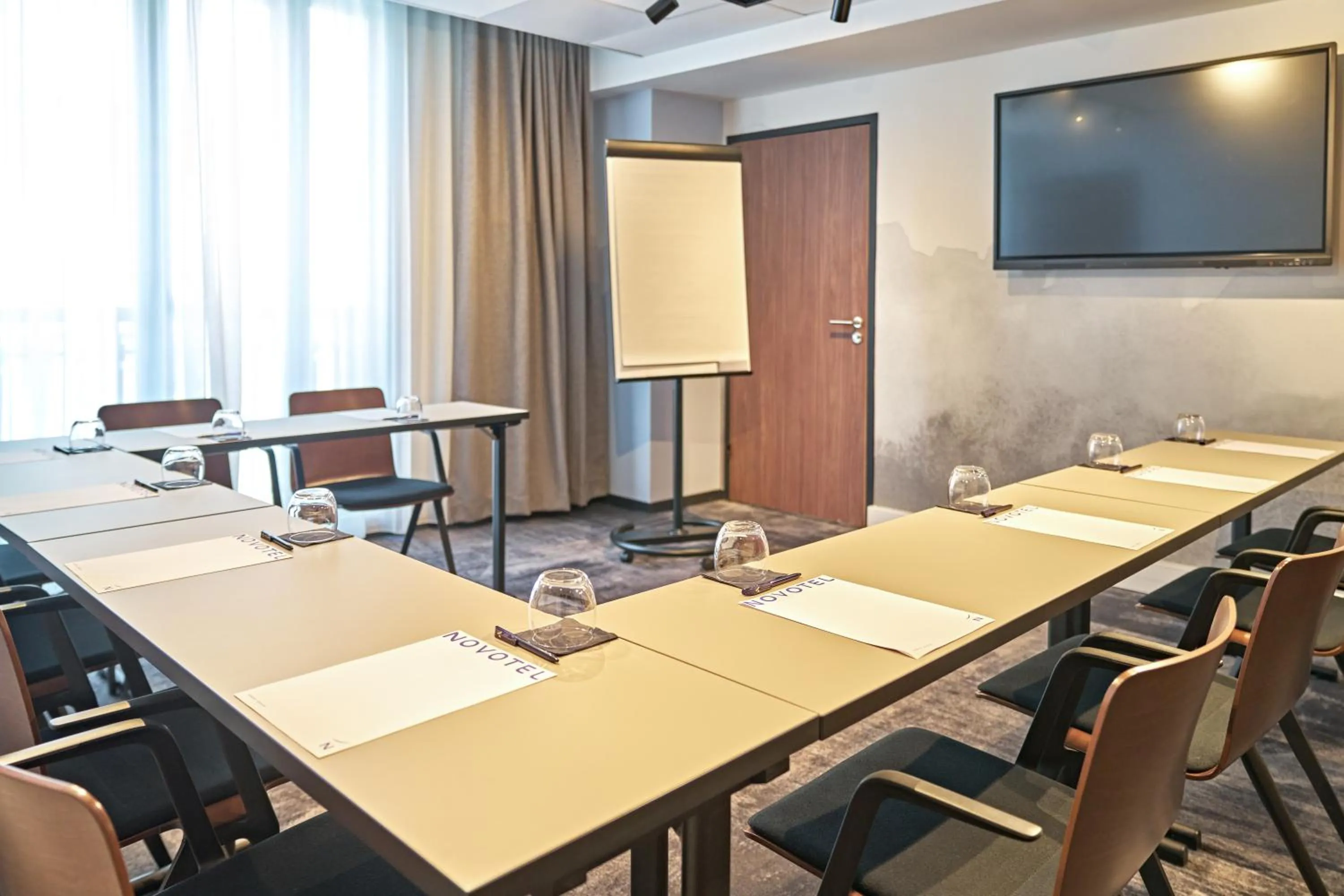 TV and multimedia in Novotel Rouen Centre Cathédrale