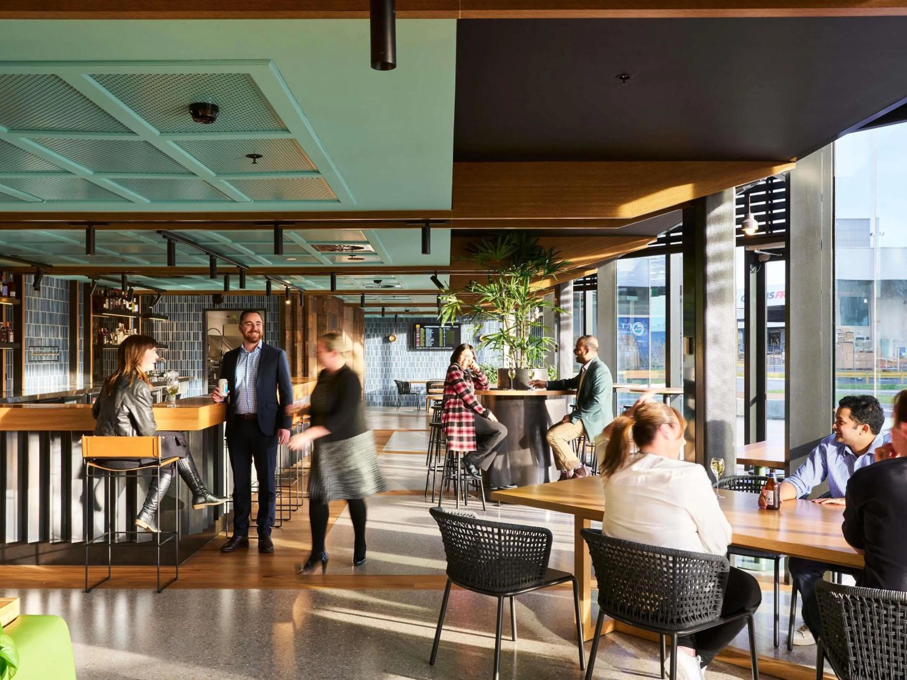 Restaurant/places to eat in Novotel Melbourne Airport