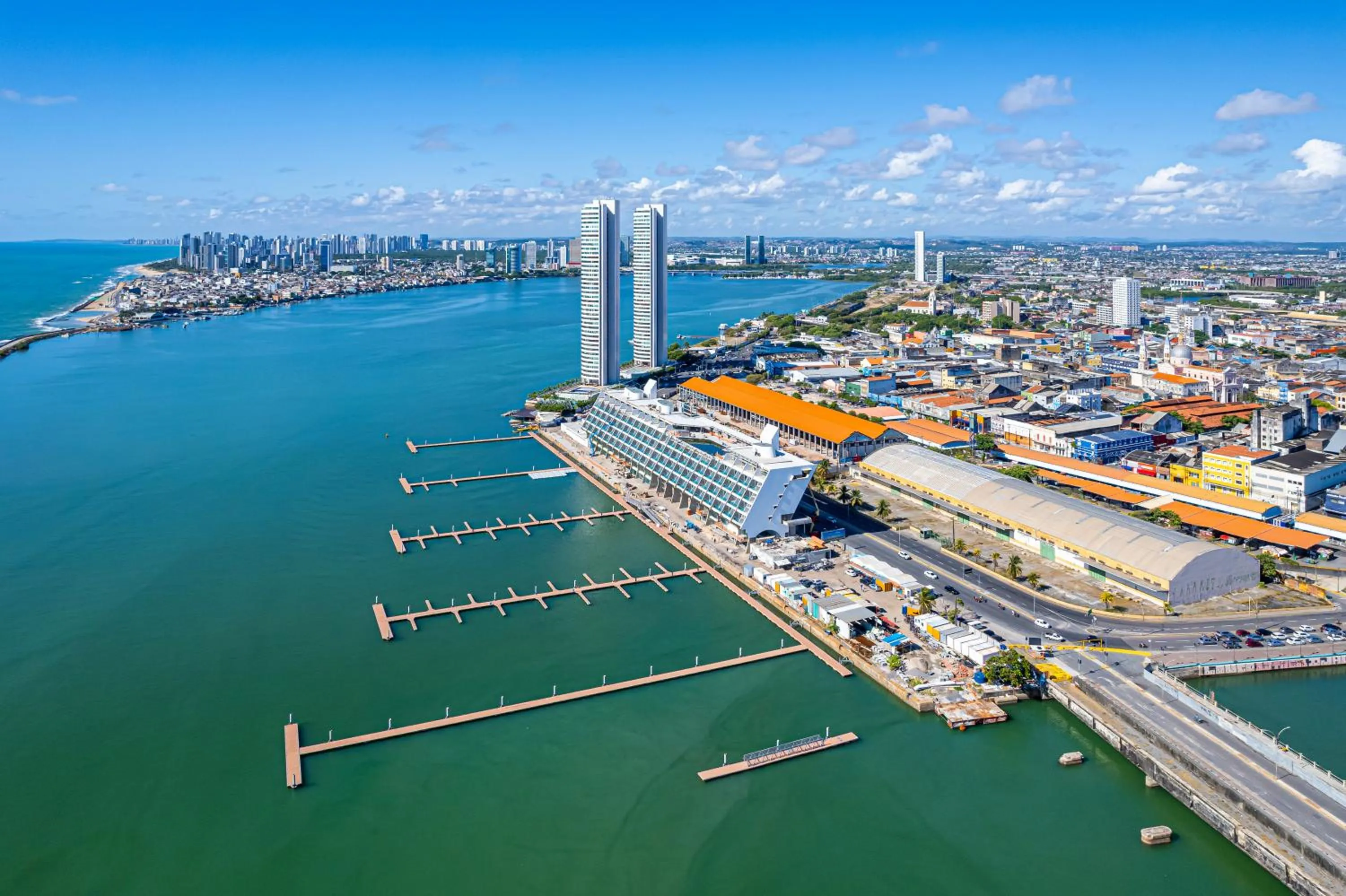 Property building in Novotel Recife Marina