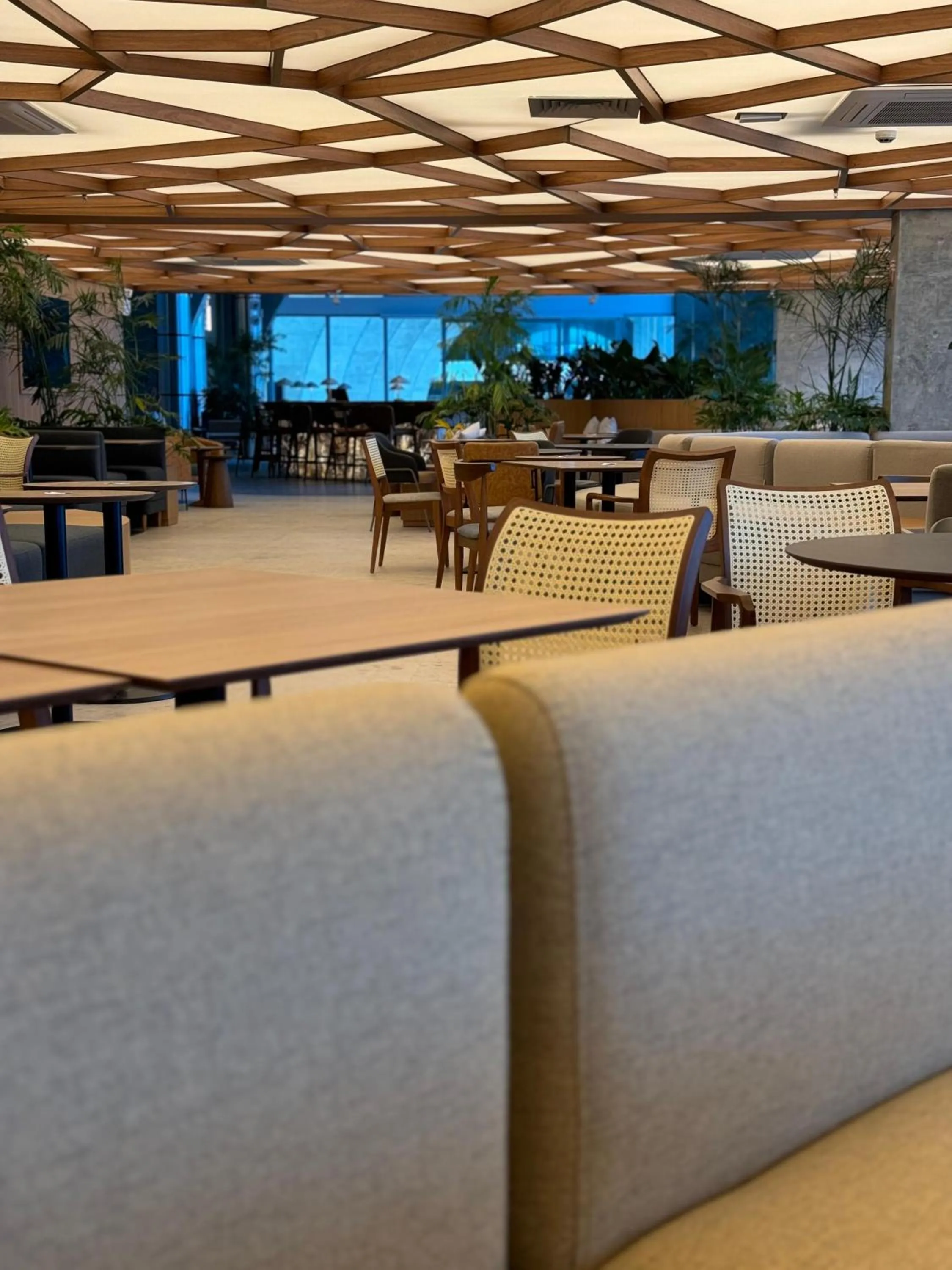 Restaurant/places to eat in Novotel Recife Marina