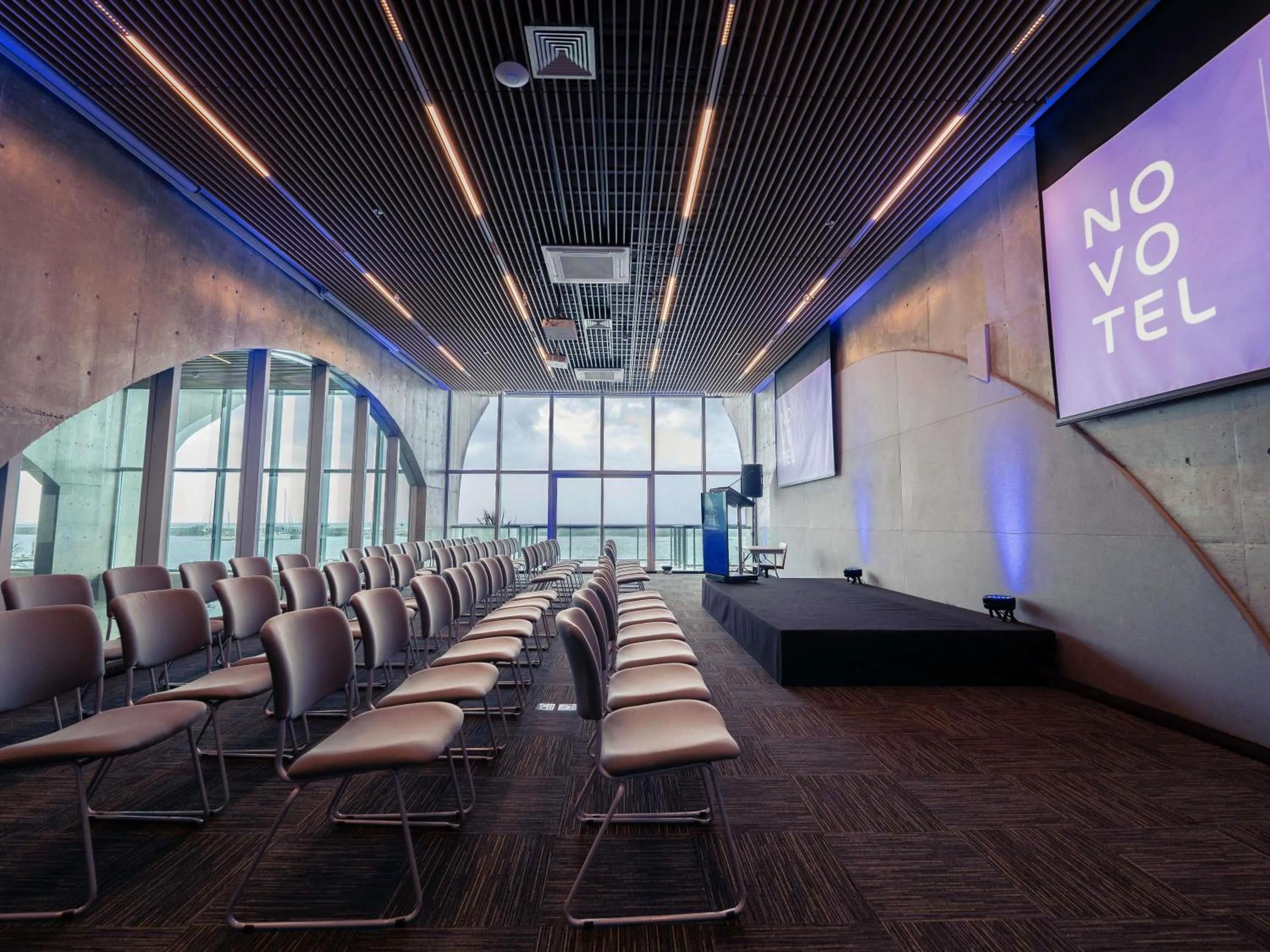 Meeting/conference room in Novotel Recife Marina