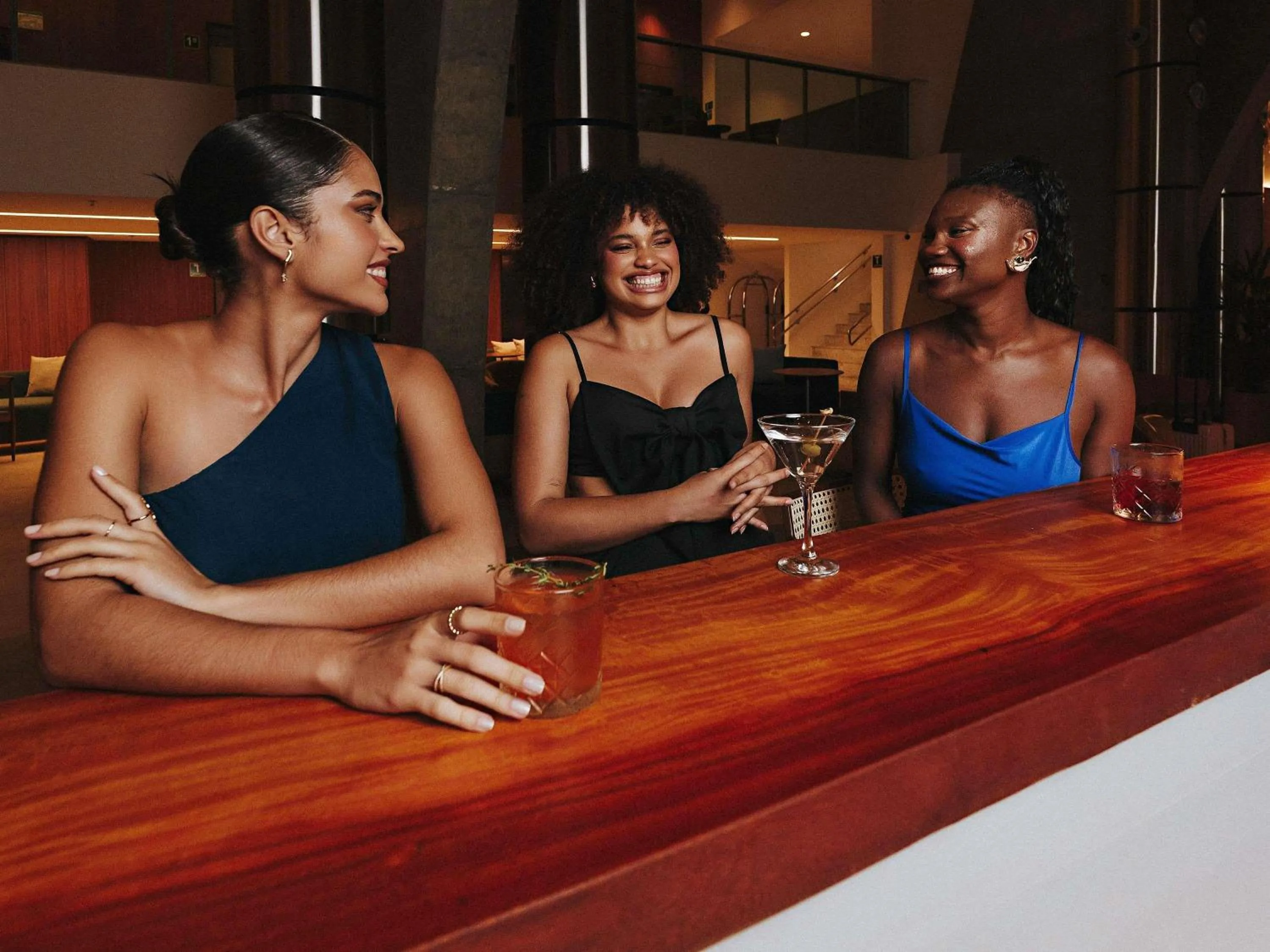 Lounge or bar in Novotel Recife Marina