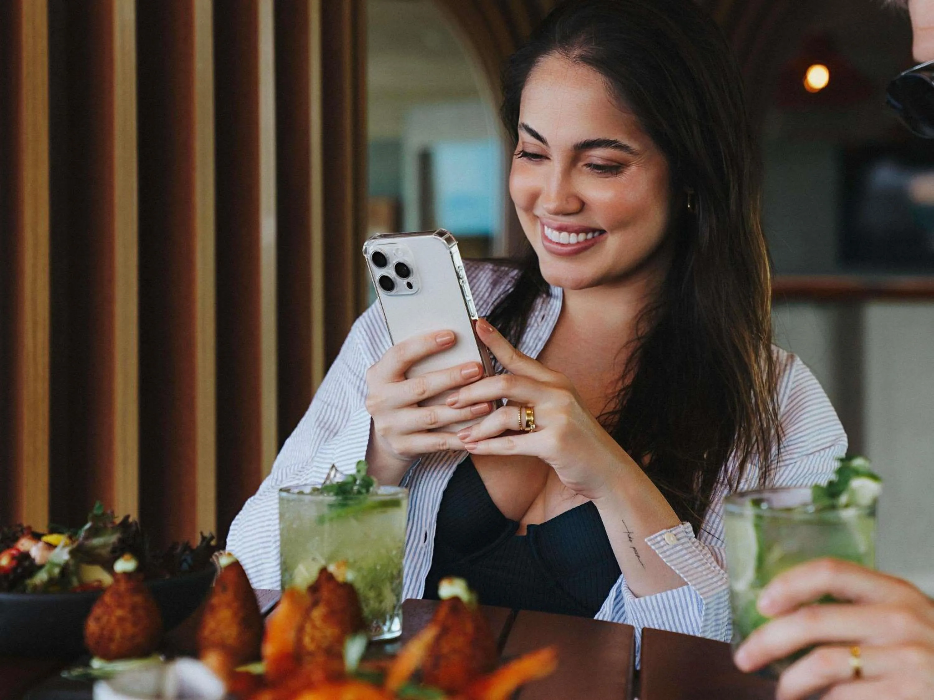 Restaurant/places to eat in Novotel Recife Marina