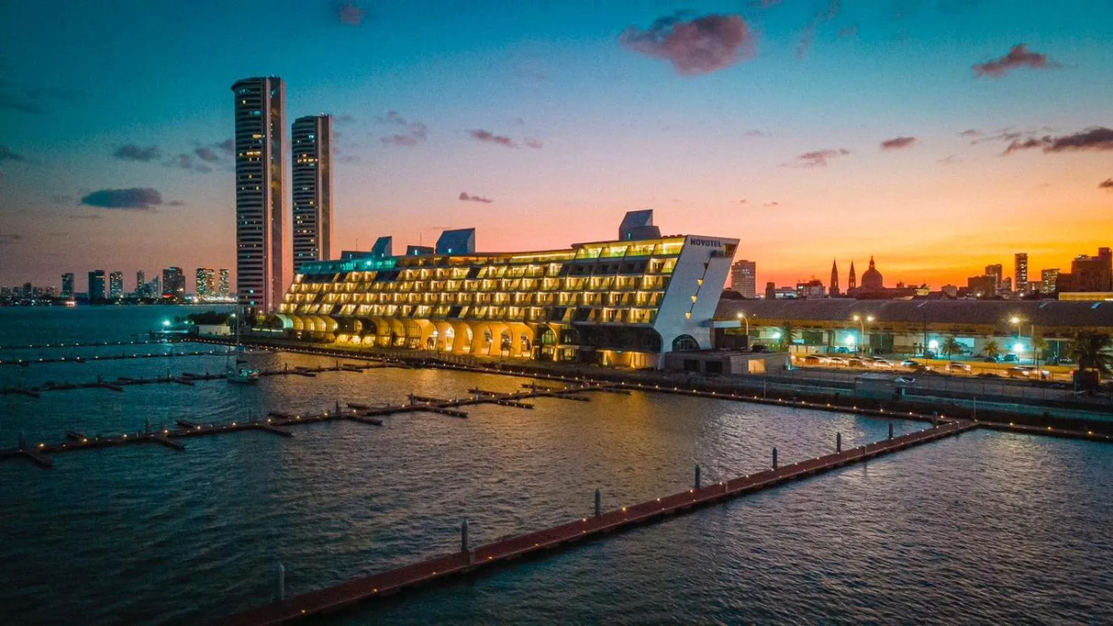 Property building in Novotel Recife Marina