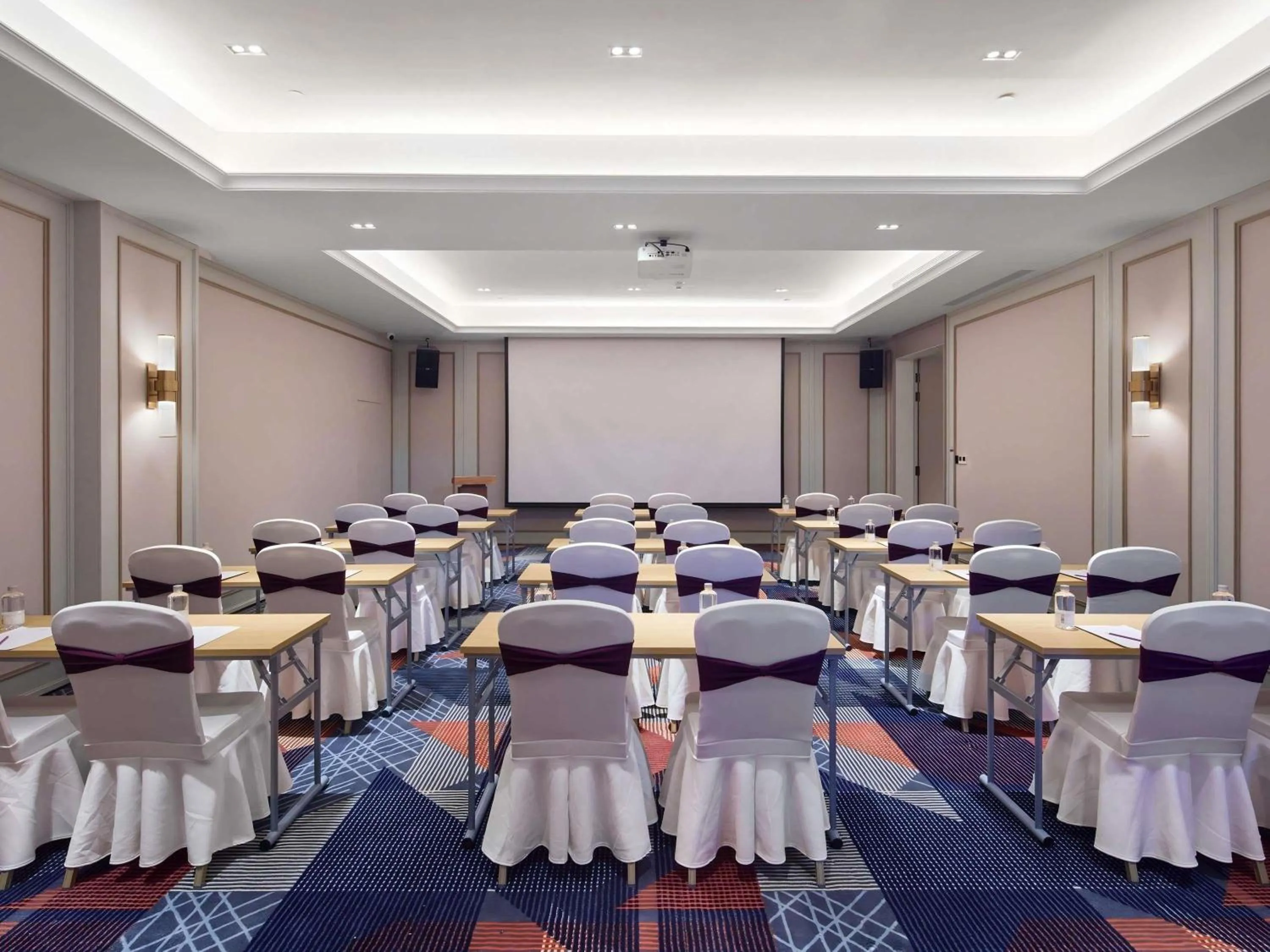 Meeting/conference room in Mercure Yiwu International Trade City