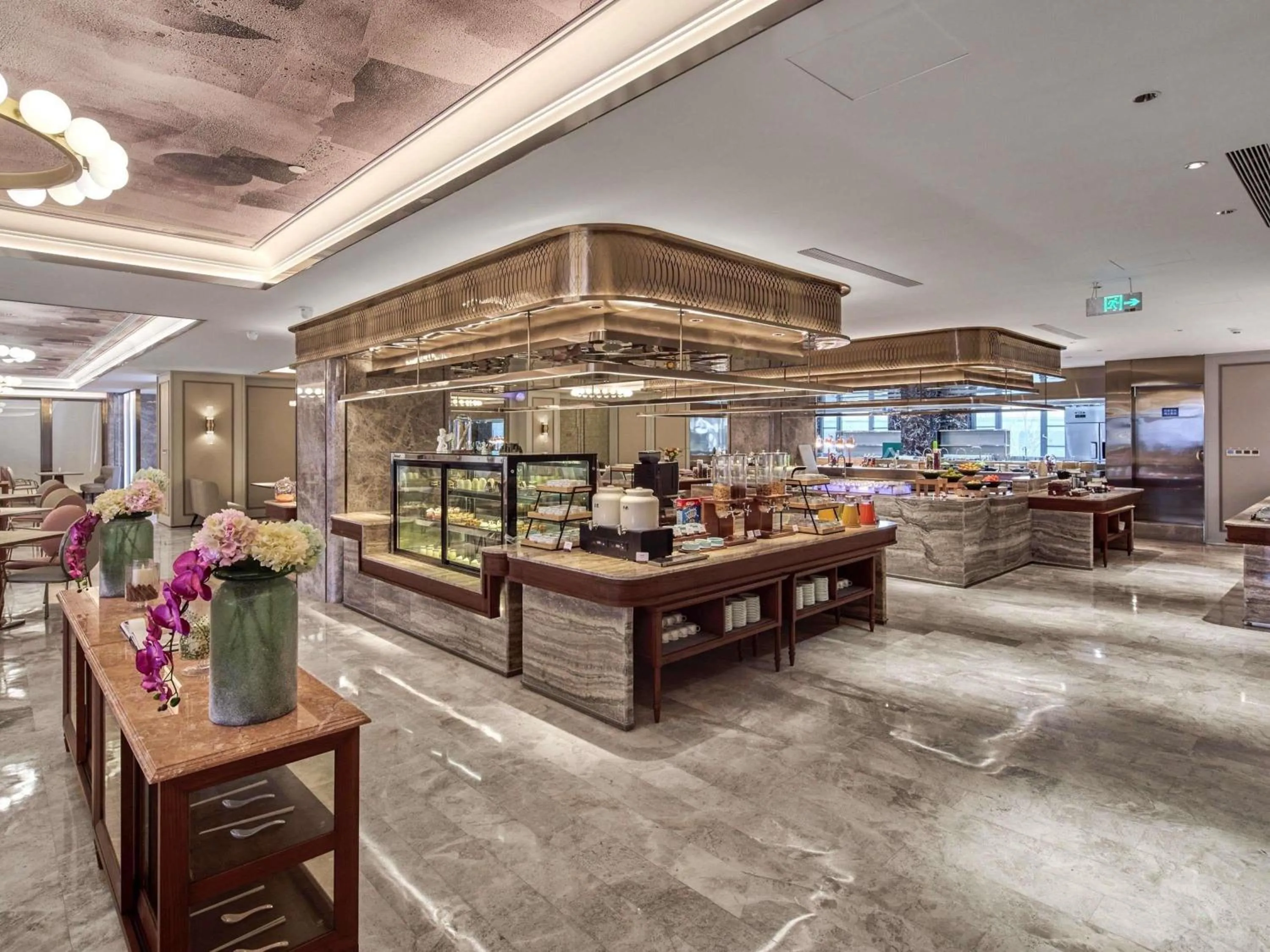 Restaurant/places to eat in Mercure Yiwu International Trade City