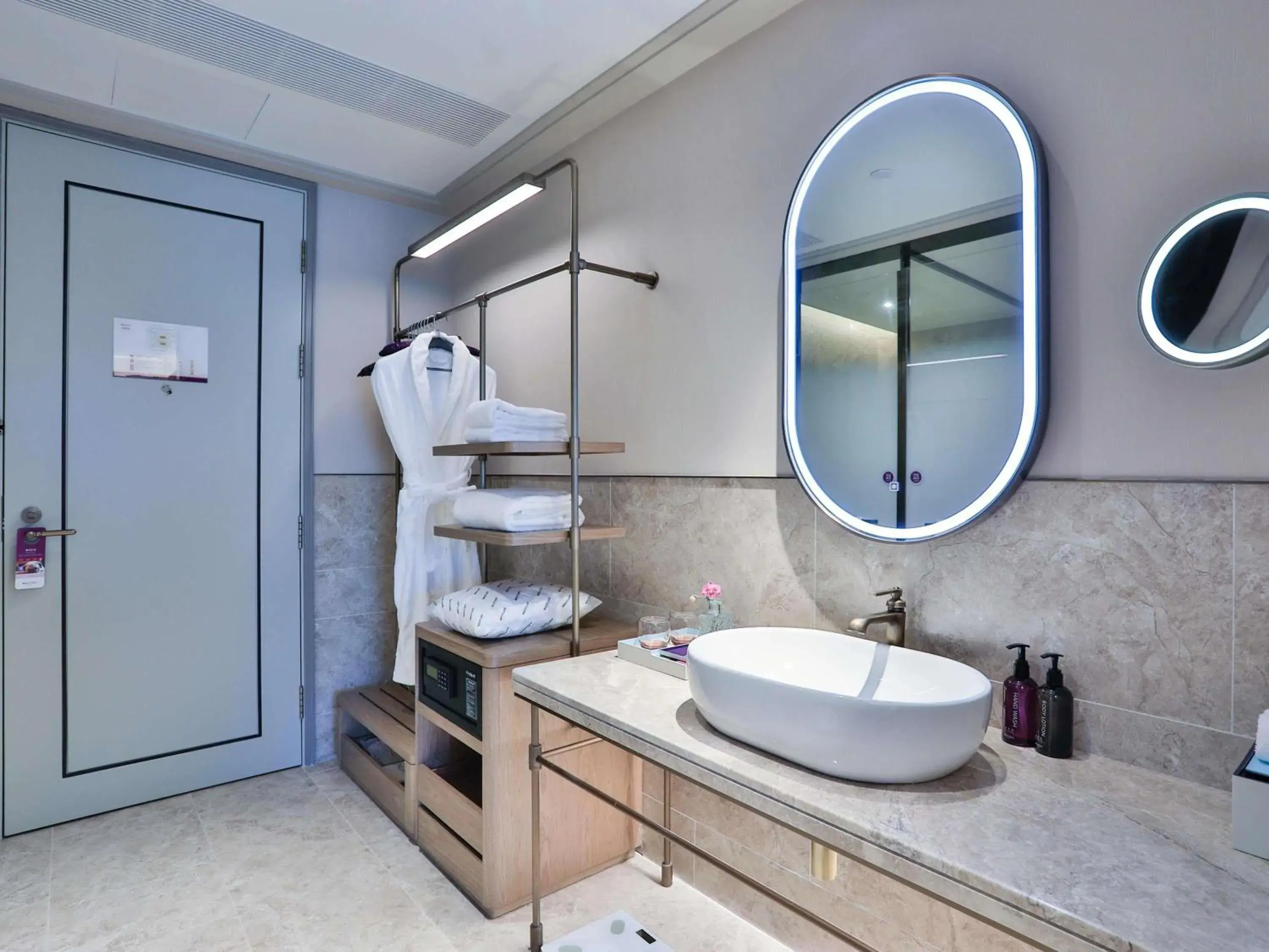 Executive Twin Room in Mercure Hangzhou Xixi Zijingang Executive Twin Room in Mercure Hangzhou Xixi Zijingang