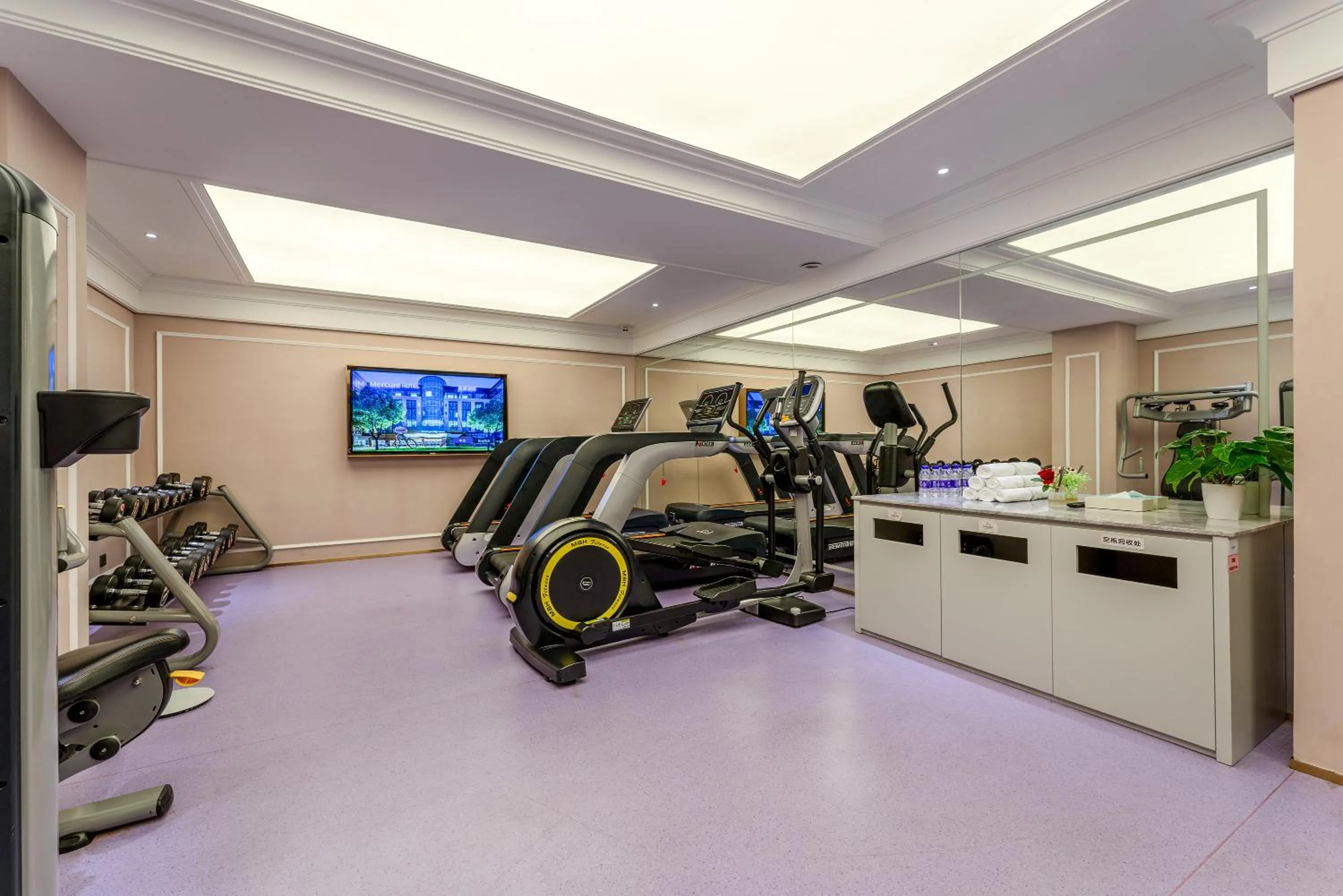 Fitness centre/facilities in Mercure Shenzhen Nanshan