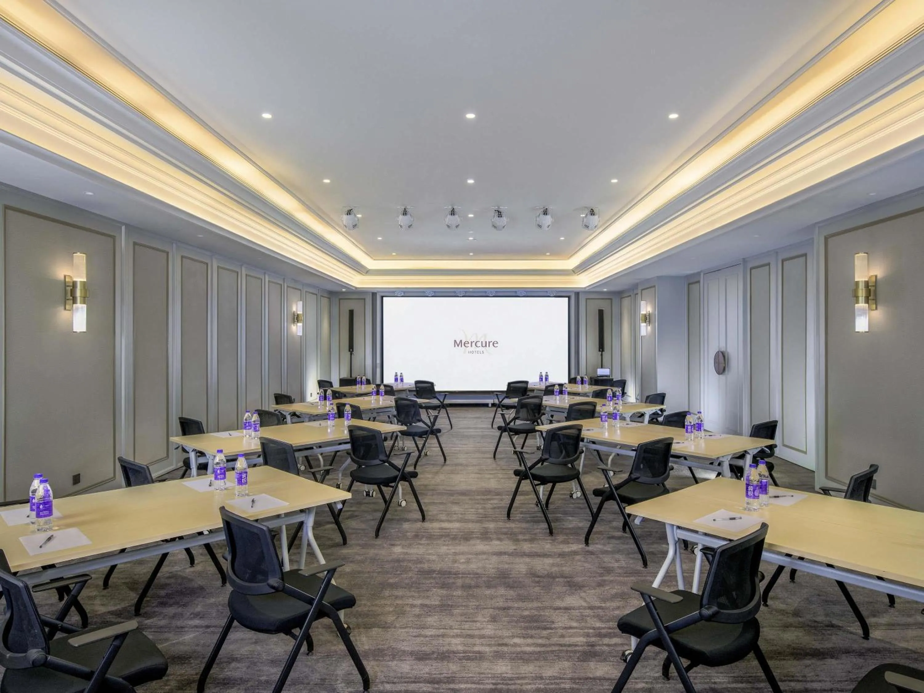 Meeting/conference room in Mercure Shenzhen Nanshan