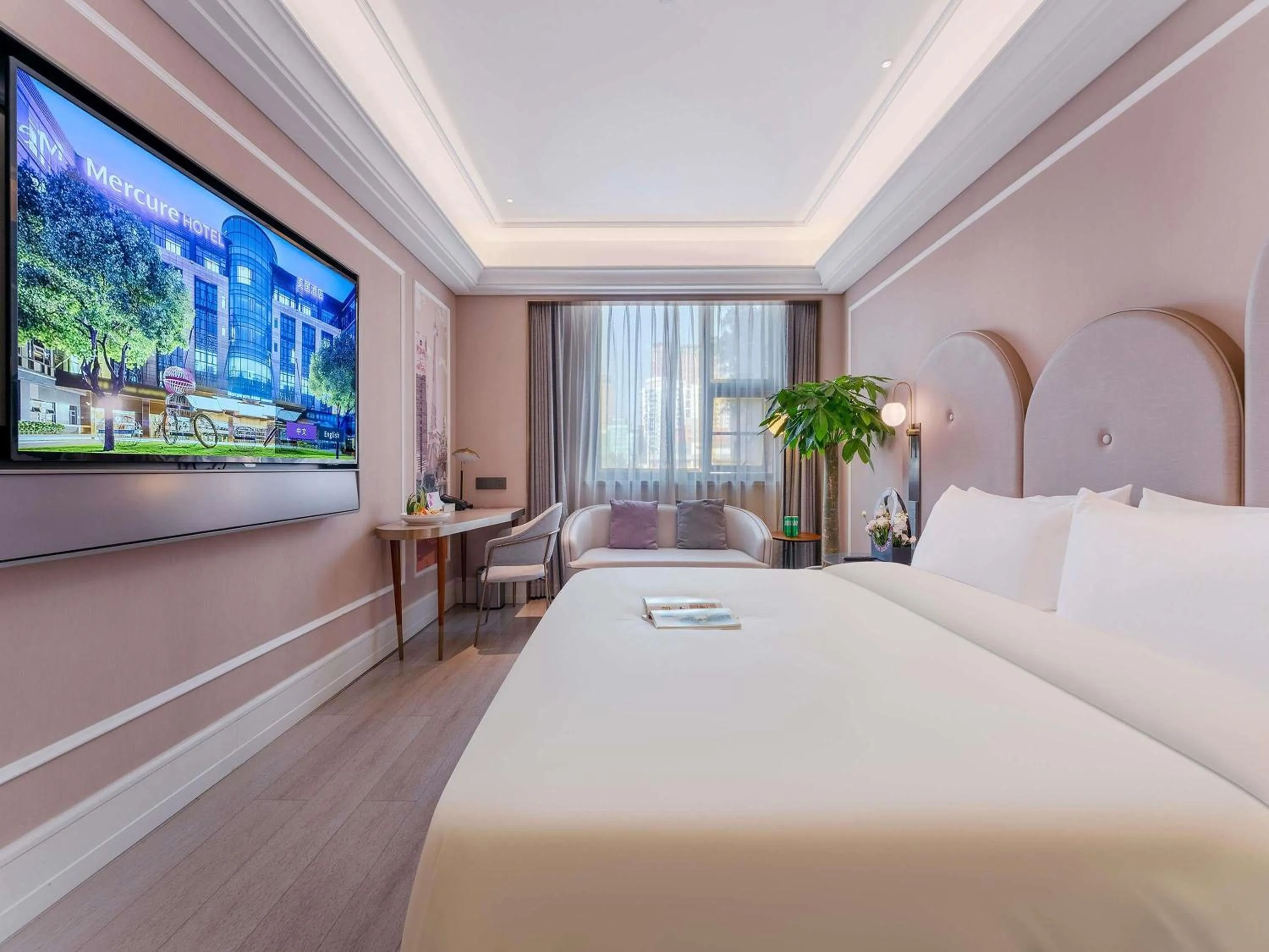 Bedroom, Bed in Mercure Shenzhen Nanshan