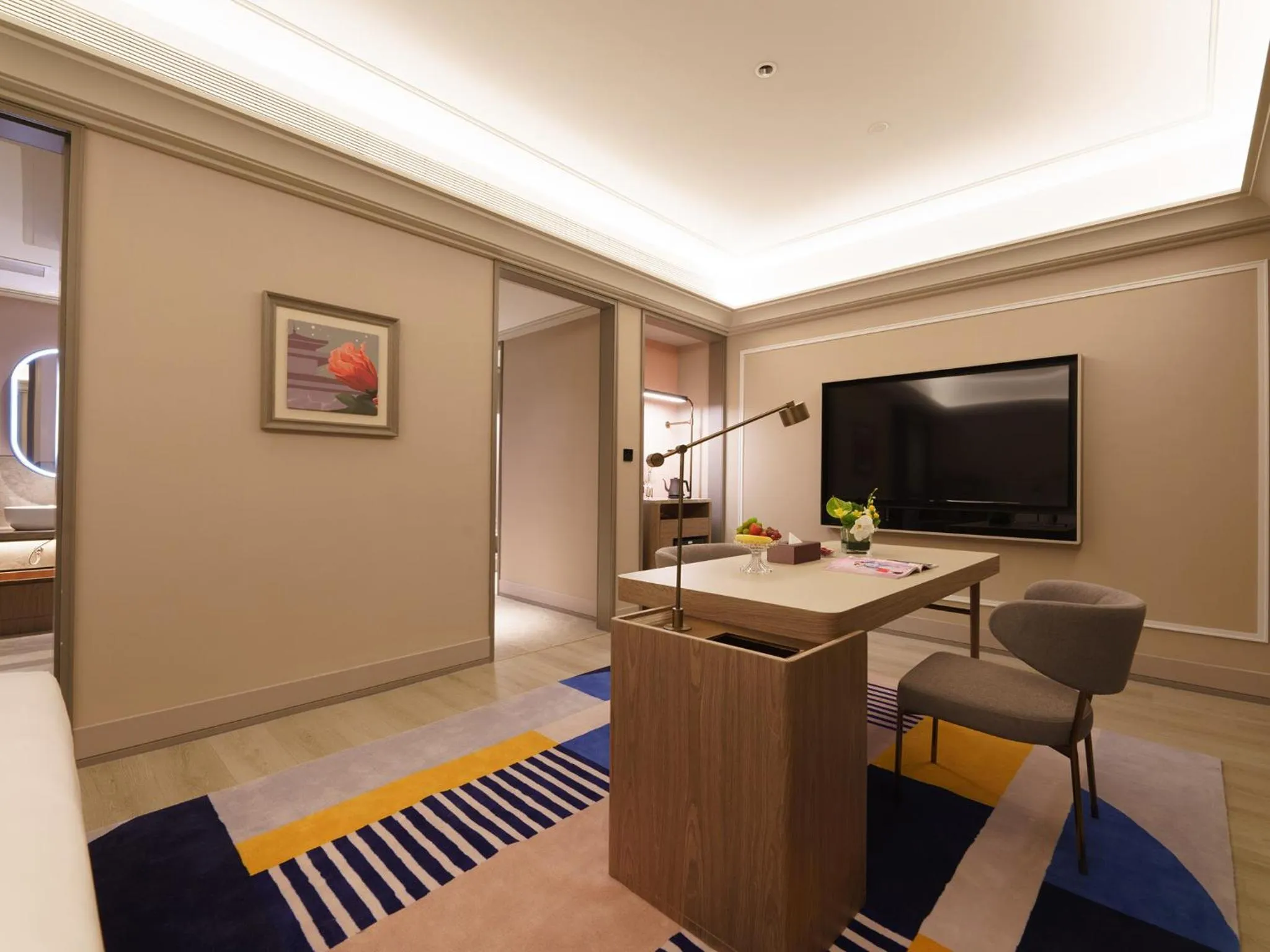 Communal lounge/ TV room in Mercure Xi'an Stadium Hotel