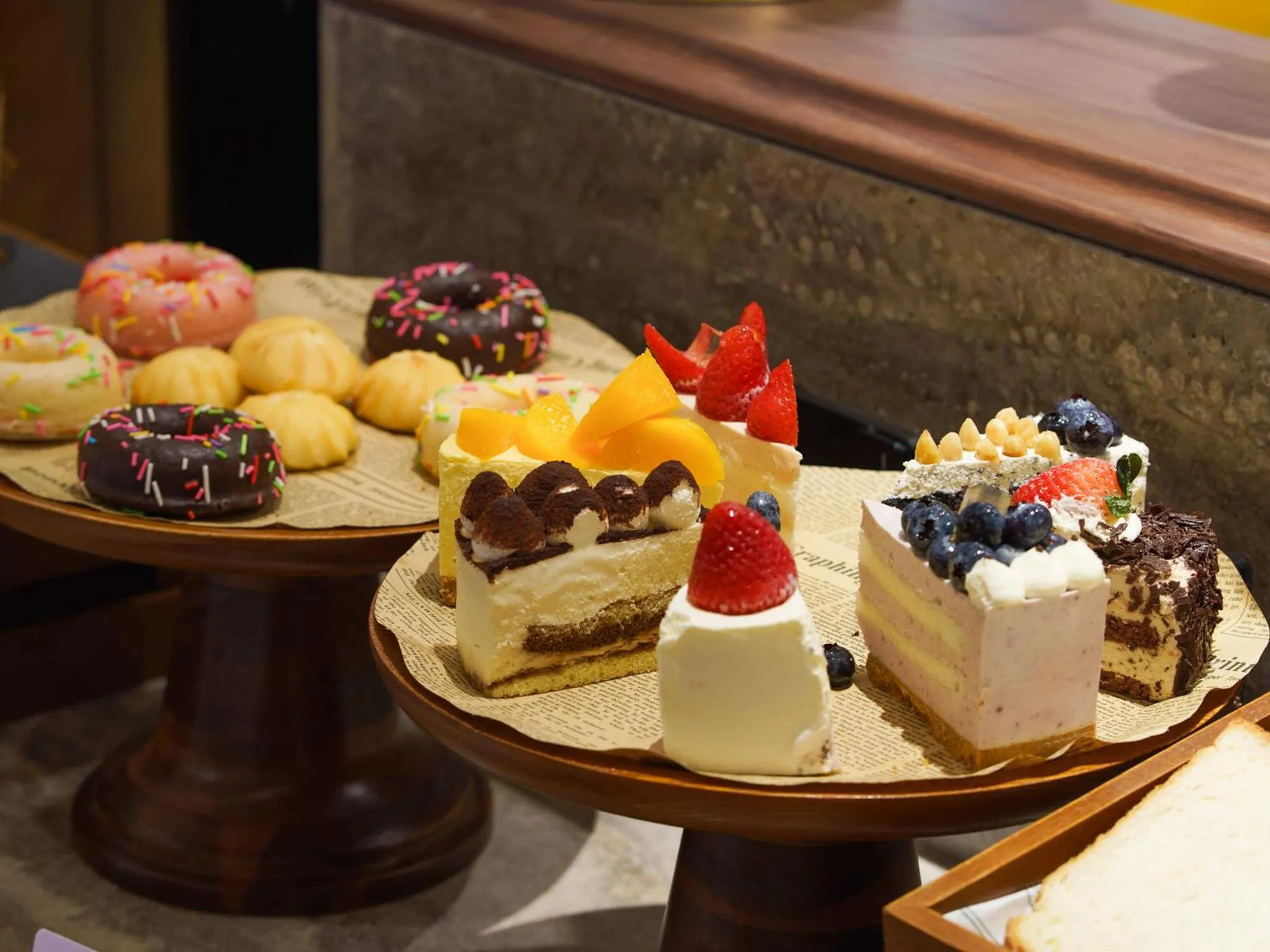 Restaurant/places to eat in Mercure Xi'an Stadium Hotel