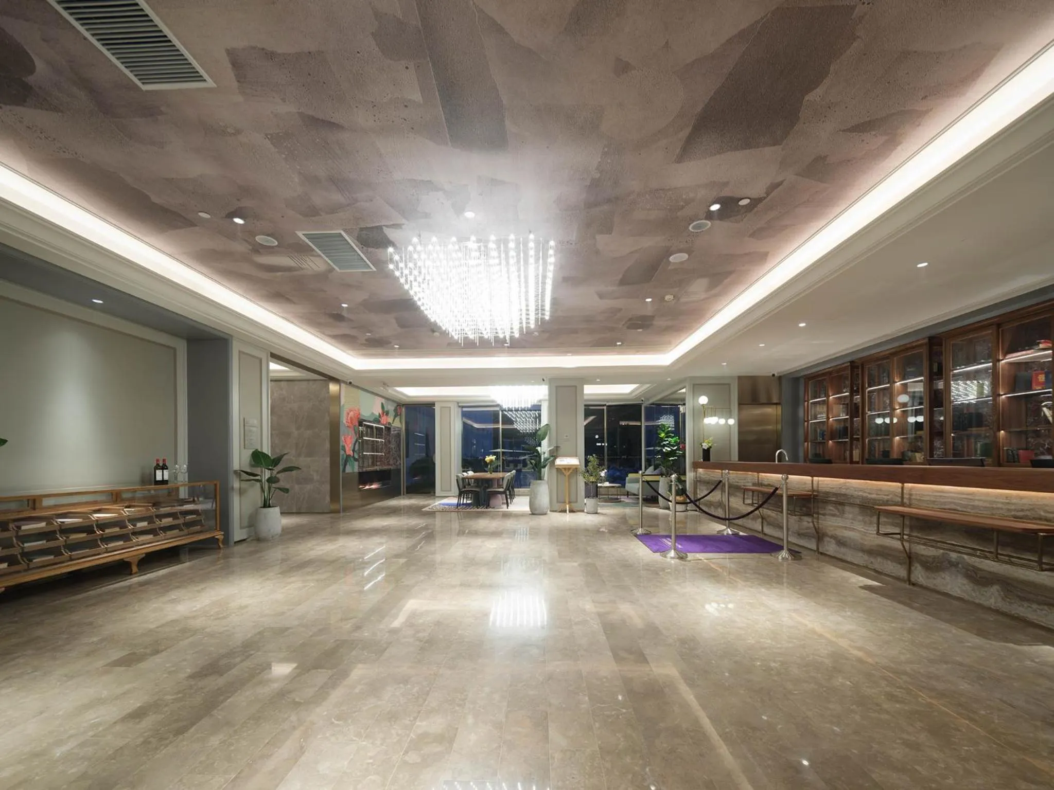 Lobby or reception in Mercure Xi'an Stadium Hotel