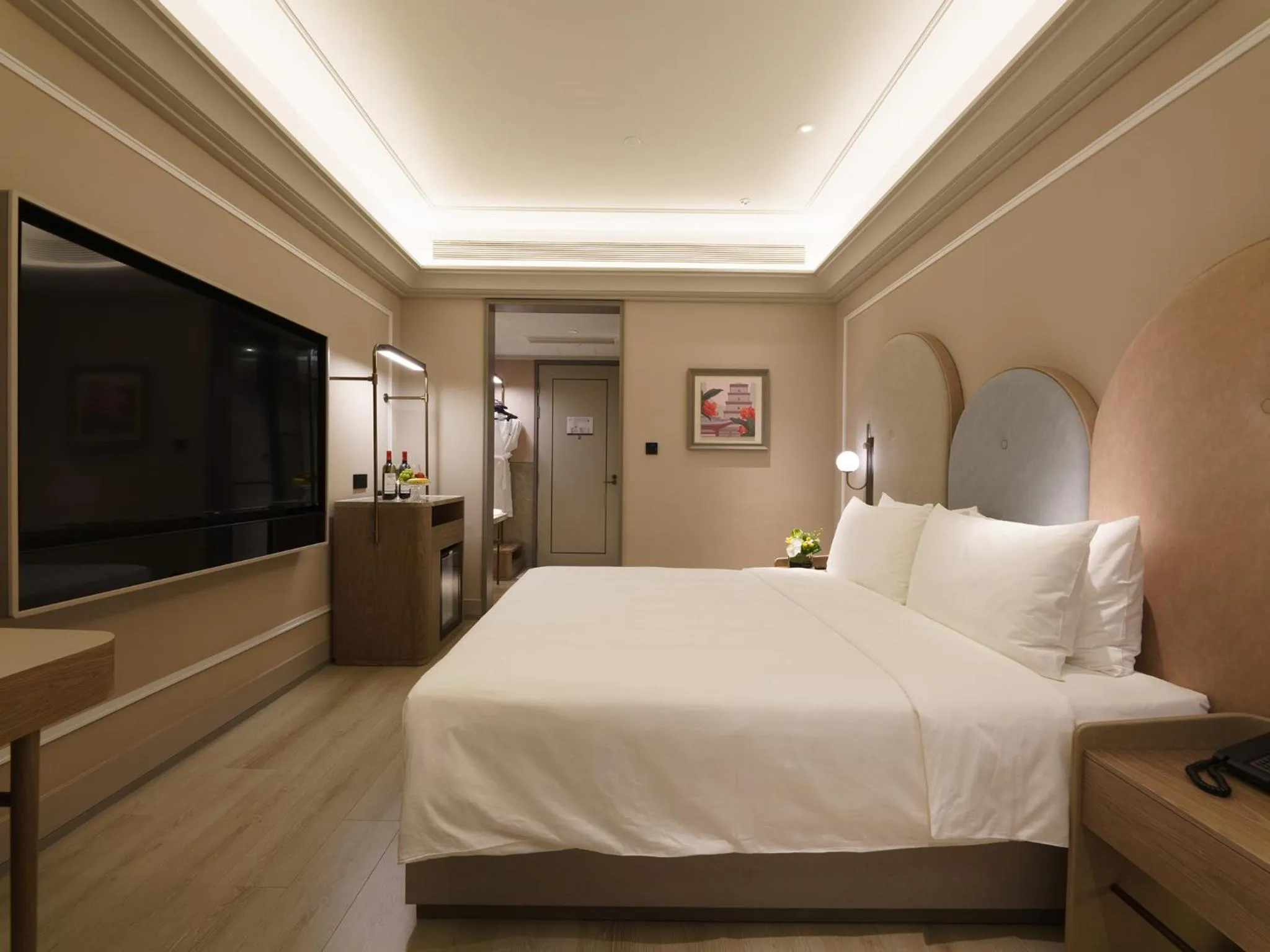 Bedroom, Bed in Mercure Xi'an Stadium Hotel