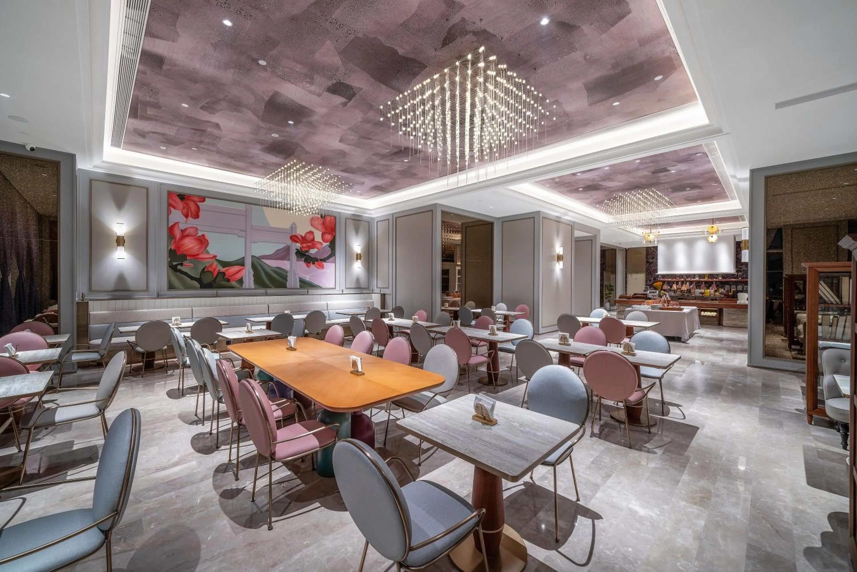 Restaurant/places to eat in Mercure Guangzhou Financial City