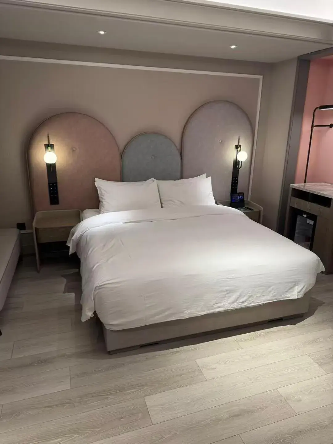 Privilege Business Queen Room in Mercure Guangzhou Financial City Privilege Business Queen Room in Mercure Guangzhou Financial City