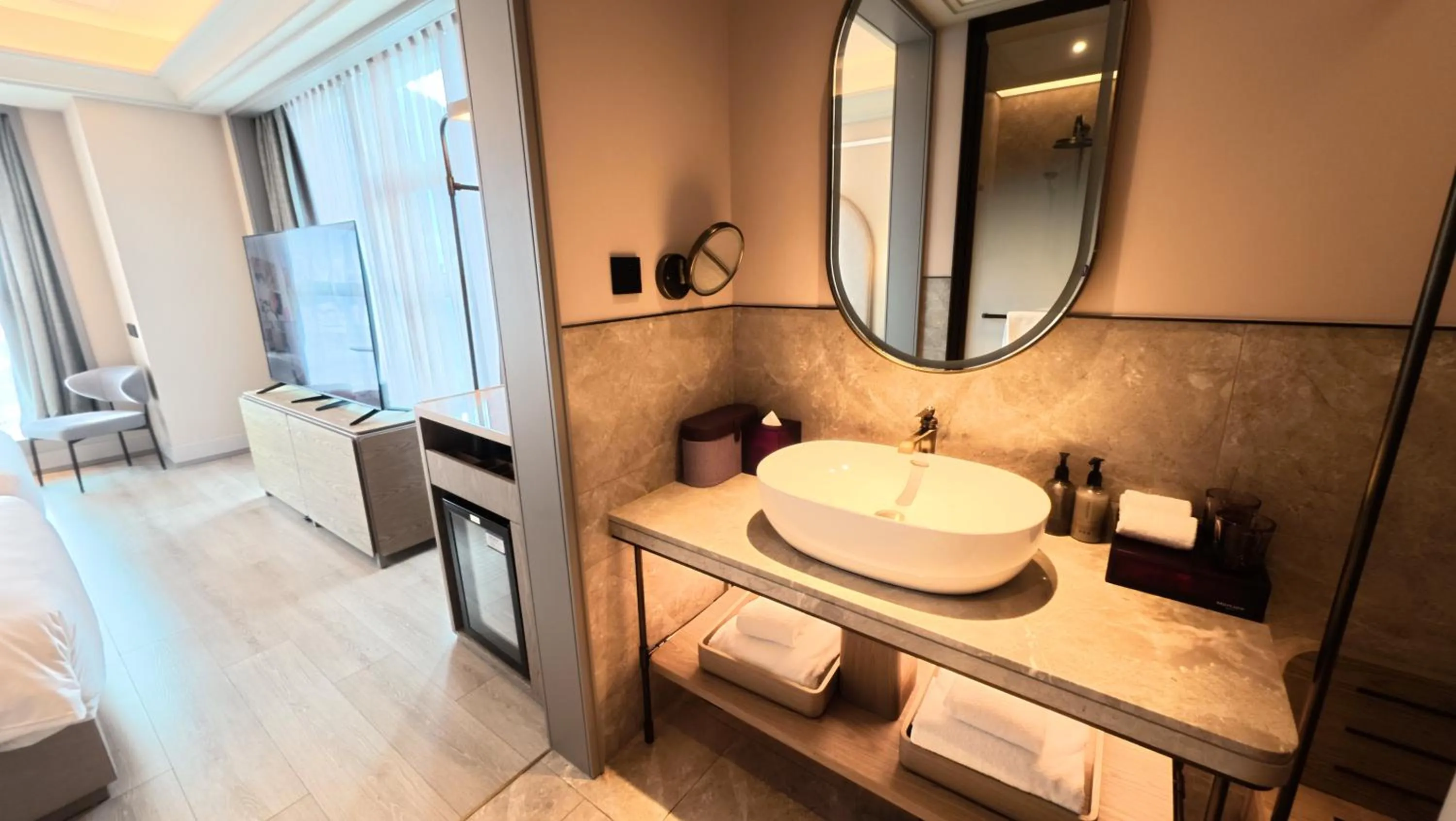 Photo of the whole room in Mercure Guangzhou Financial City