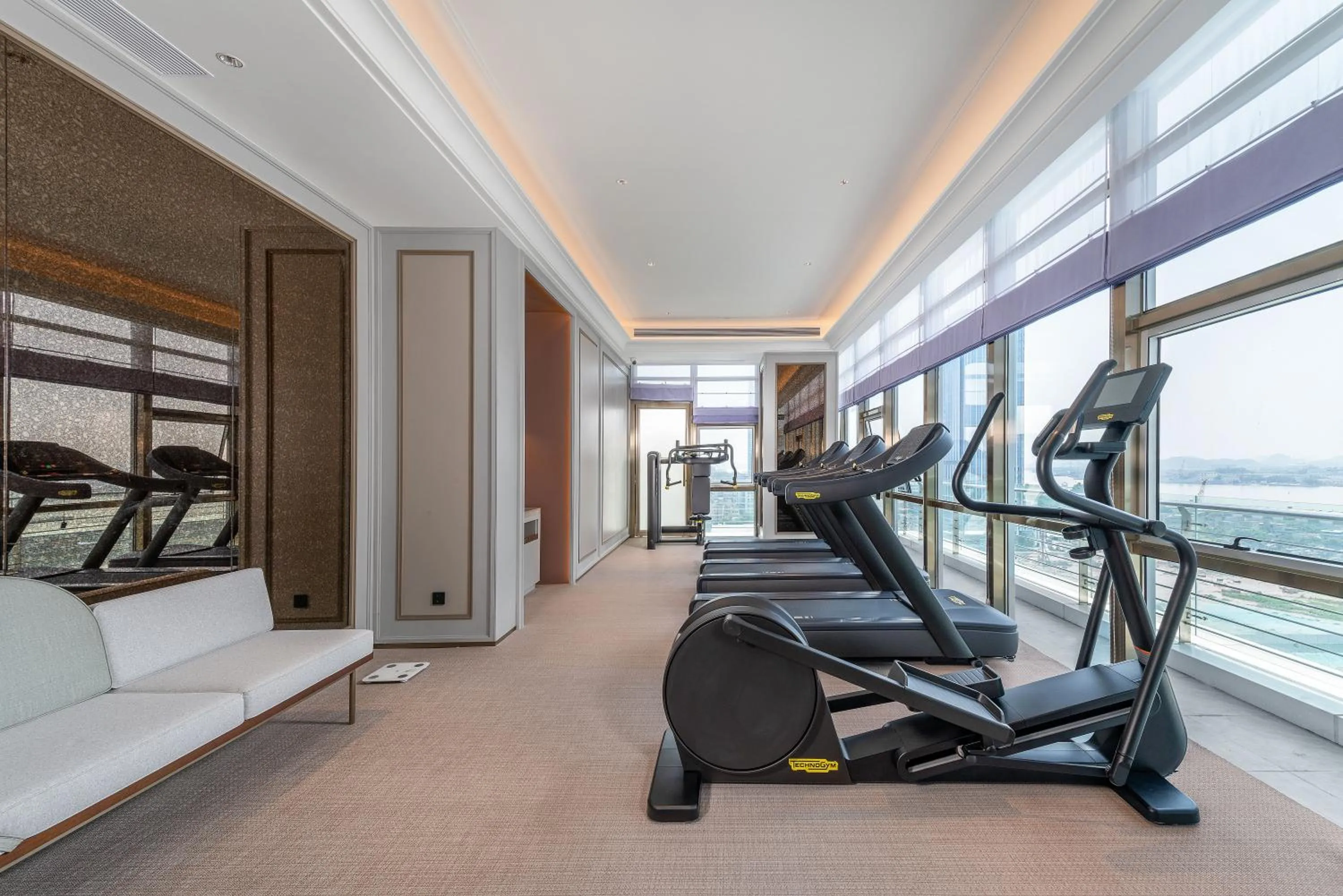 Fitness centre/facilities in Mercure Guangzhou Financial City