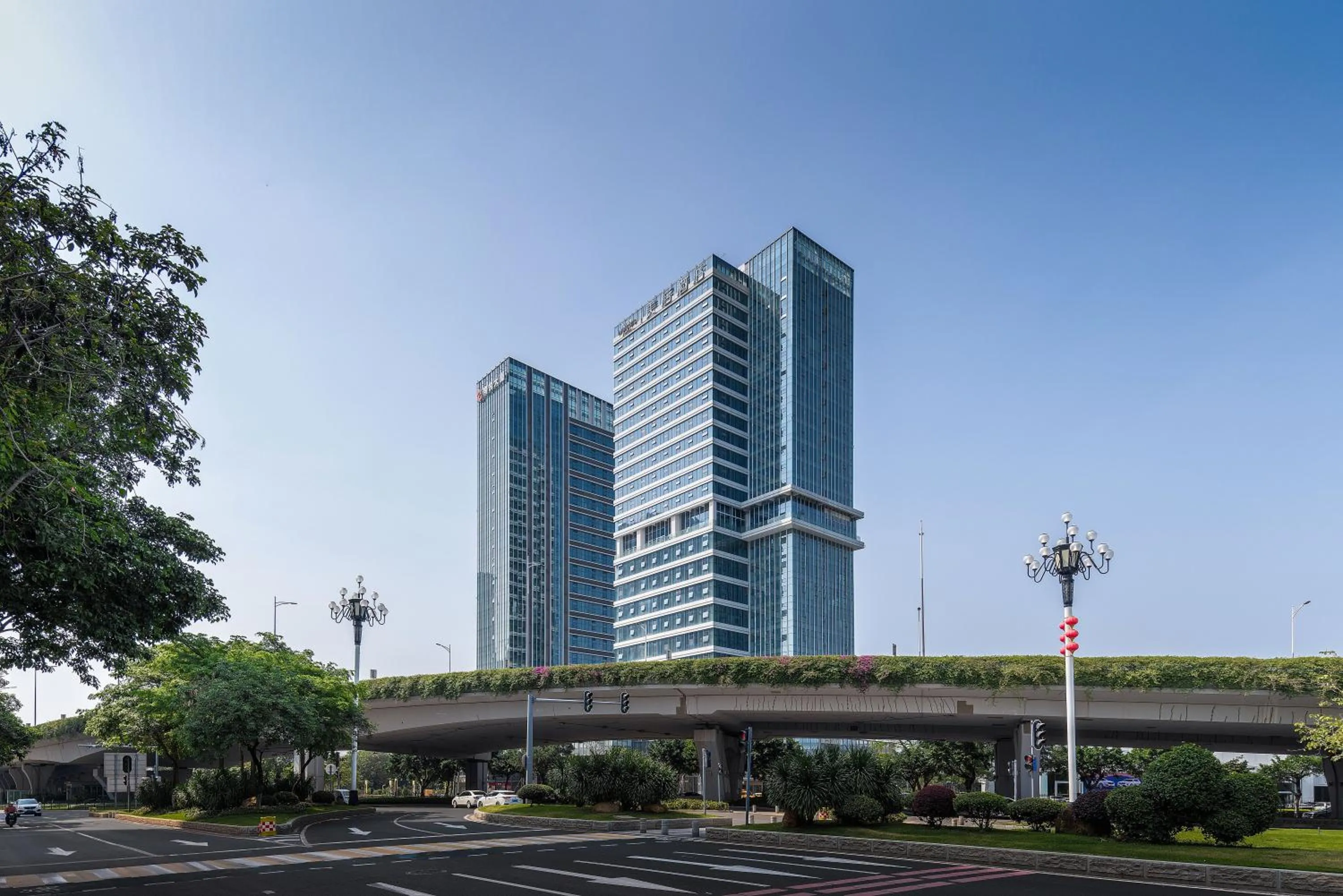 Property building in Mercure Guangzhou Financial City