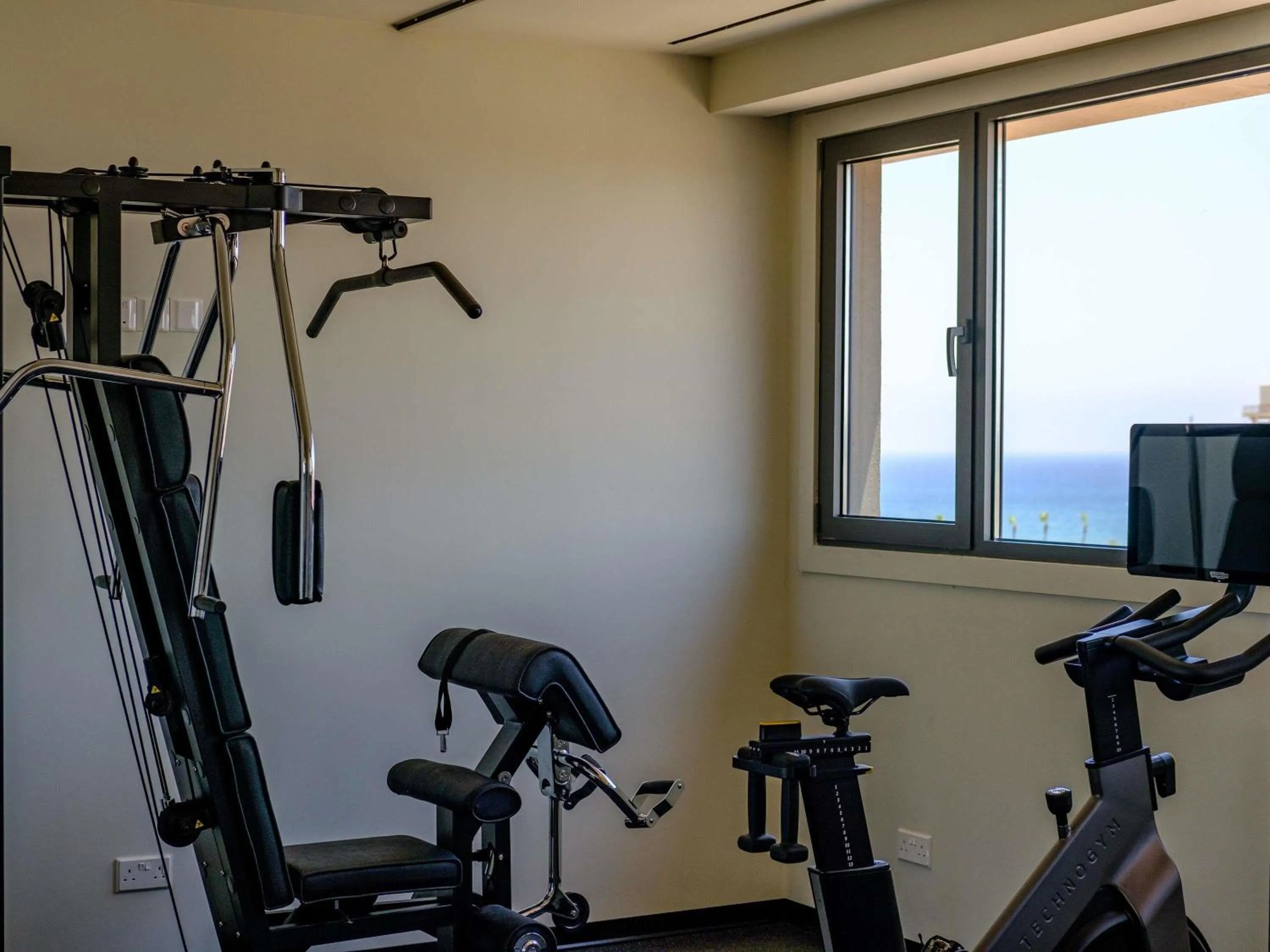 Fitness centre/facilities in Mercure Larnaca Finikoudes Beach