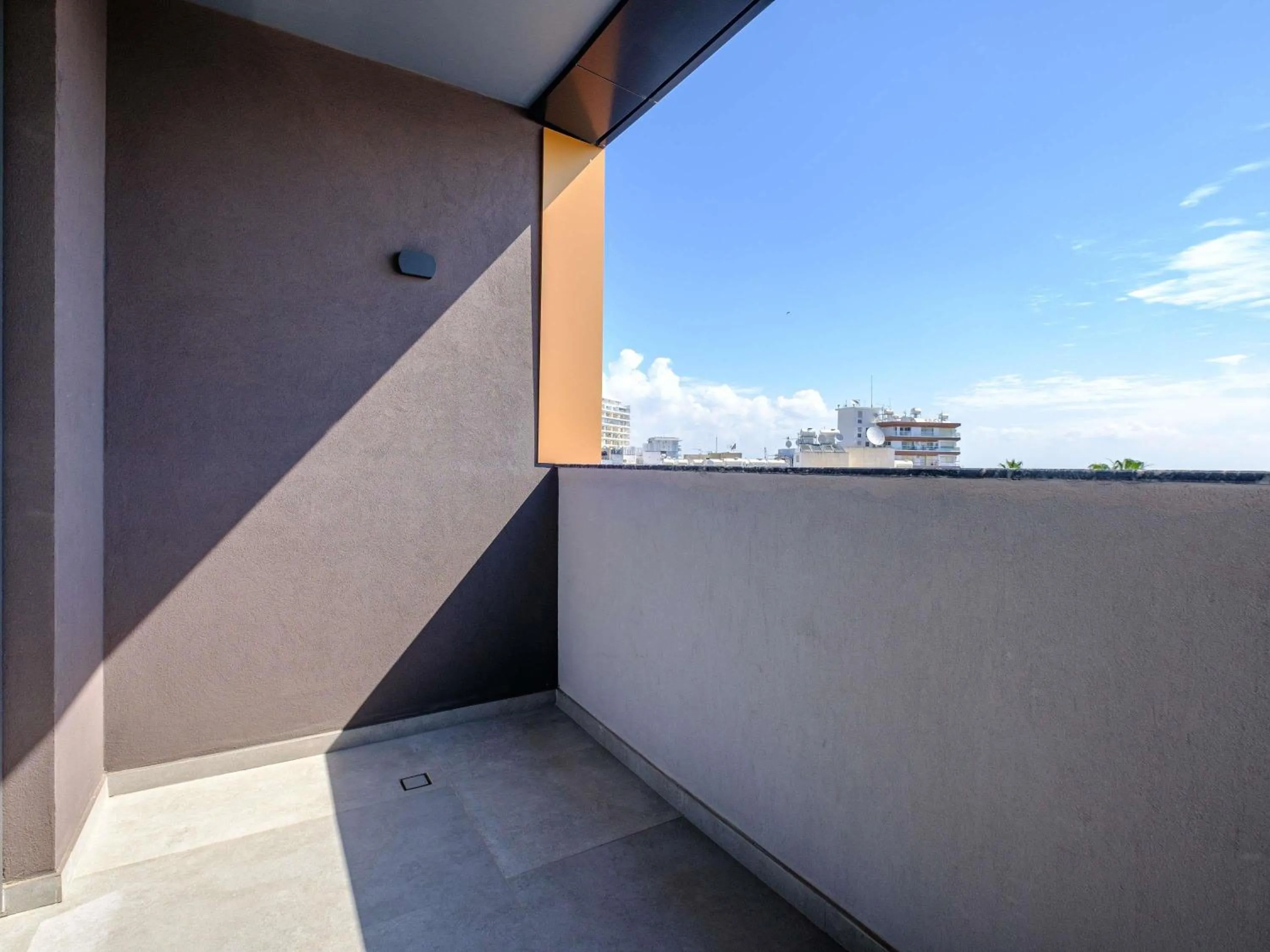Bedroom in Mercure Larnaca Finikoudes Beach