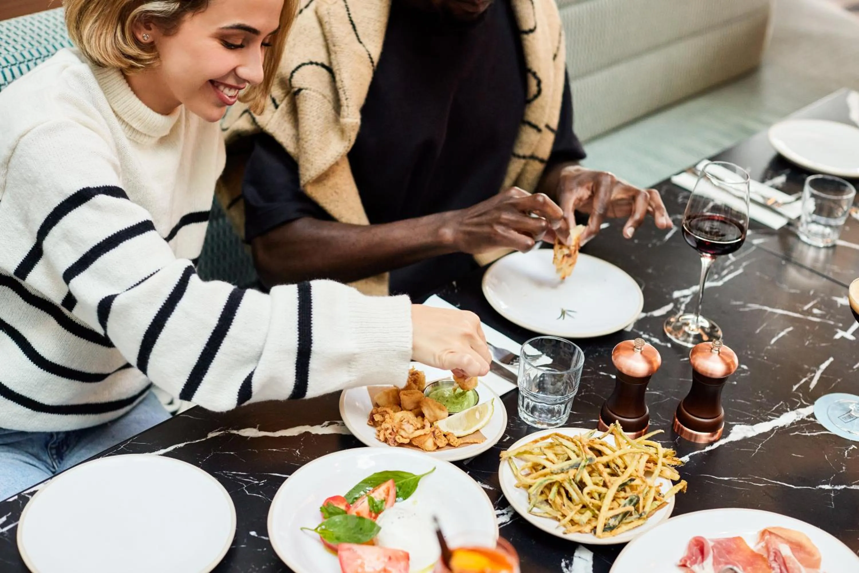 Restaurant/places to eat in TRIBE Manchester Airport by Accor